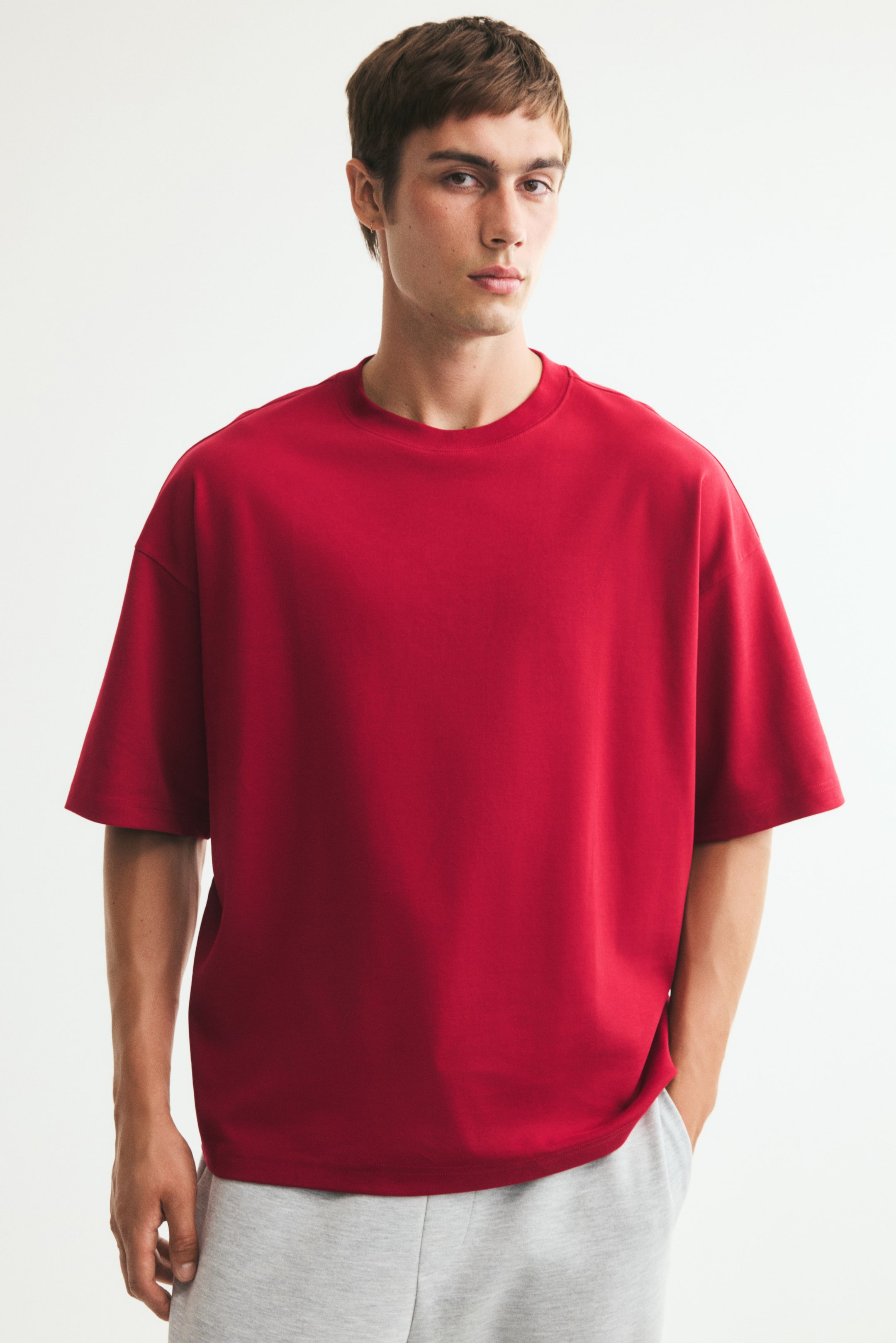 View larger image: Oversized Fit Interlock T-shirt - Dark red - Men | H&M 1