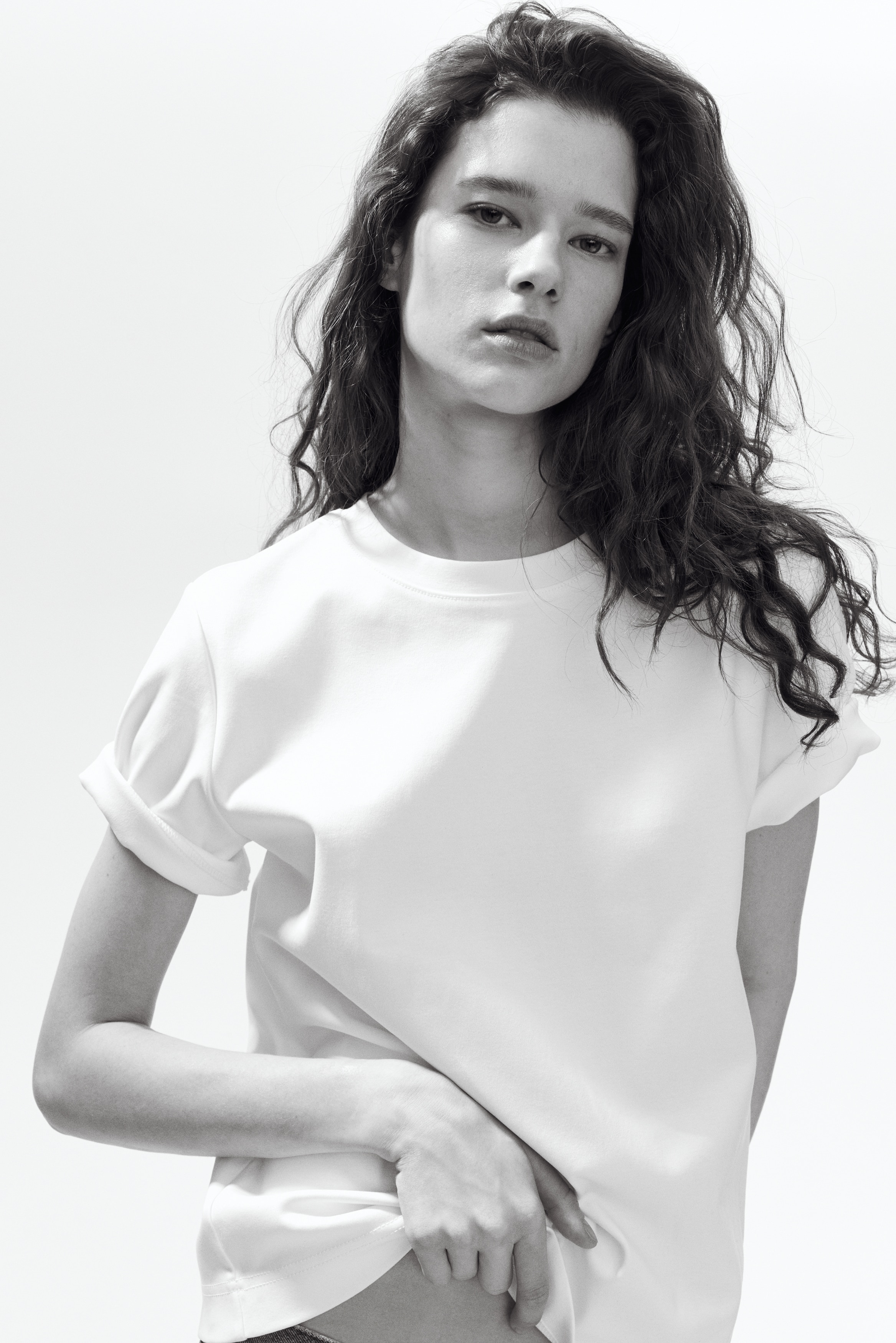 T-shirt i pimabomuld - Hvid/Dark grey/Mørkebrun/Sort