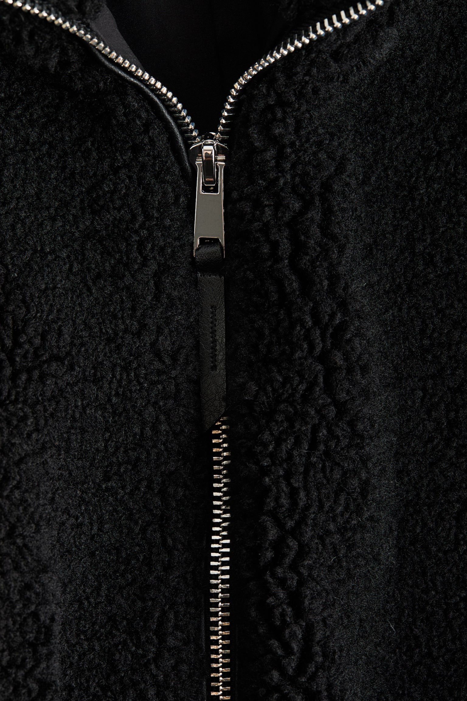 Женская куртка H&M Drawstring-Detail Teddy Fleece, цвет: Чёрный — фото 7