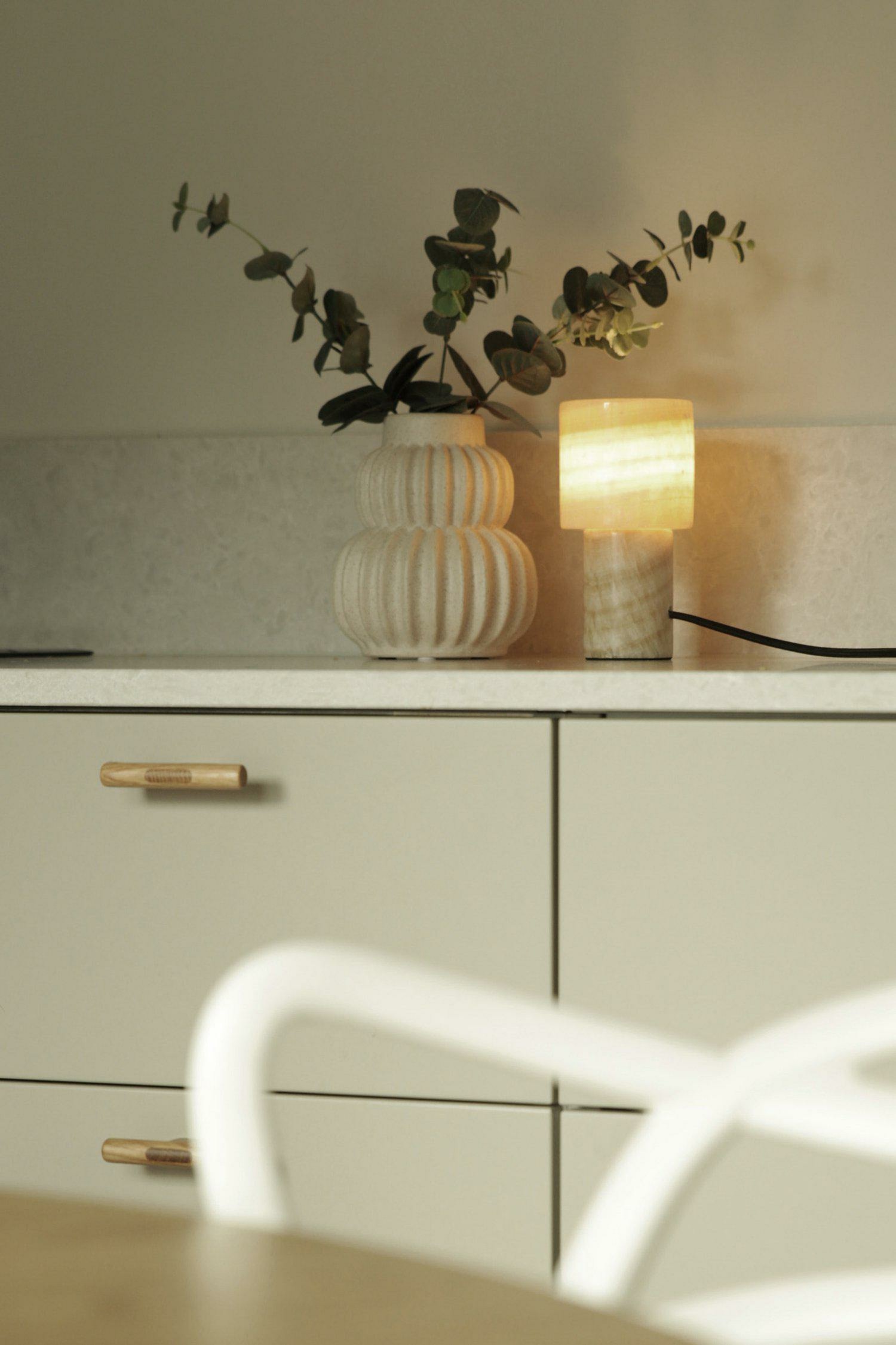 Lucie Bordlampe 16cm - Natur