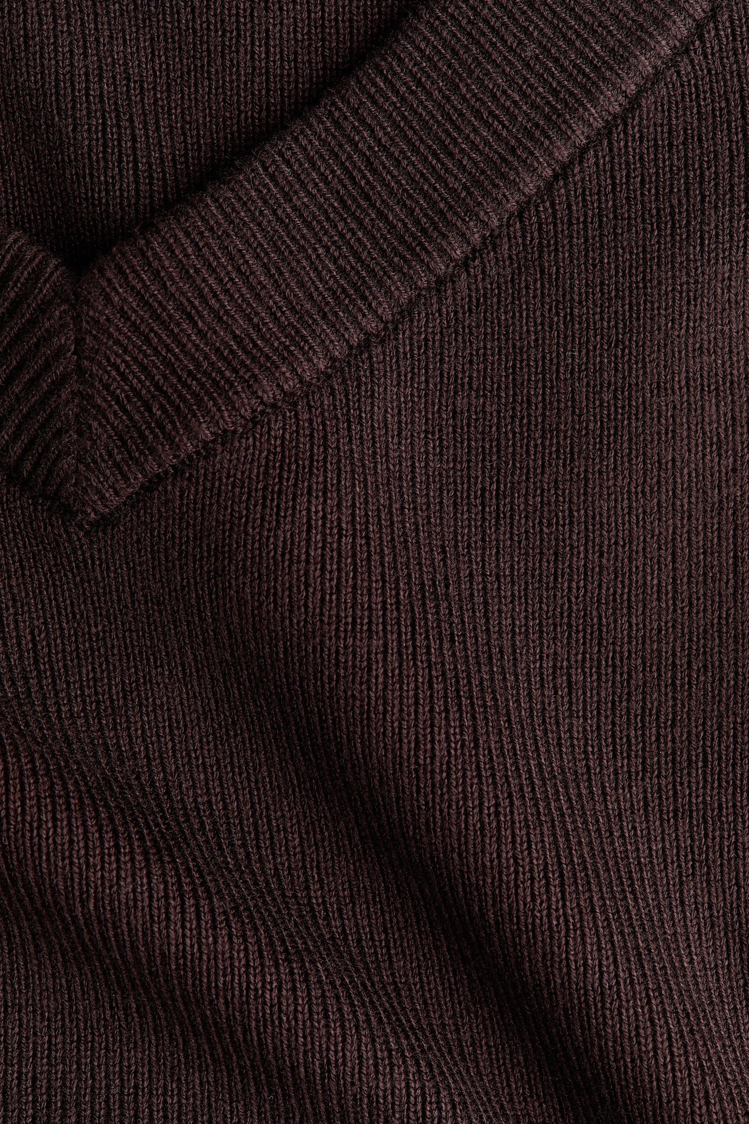 Женская футболка H&M Knit V-Neck, цвет: Тёмный коричневый — фото 5