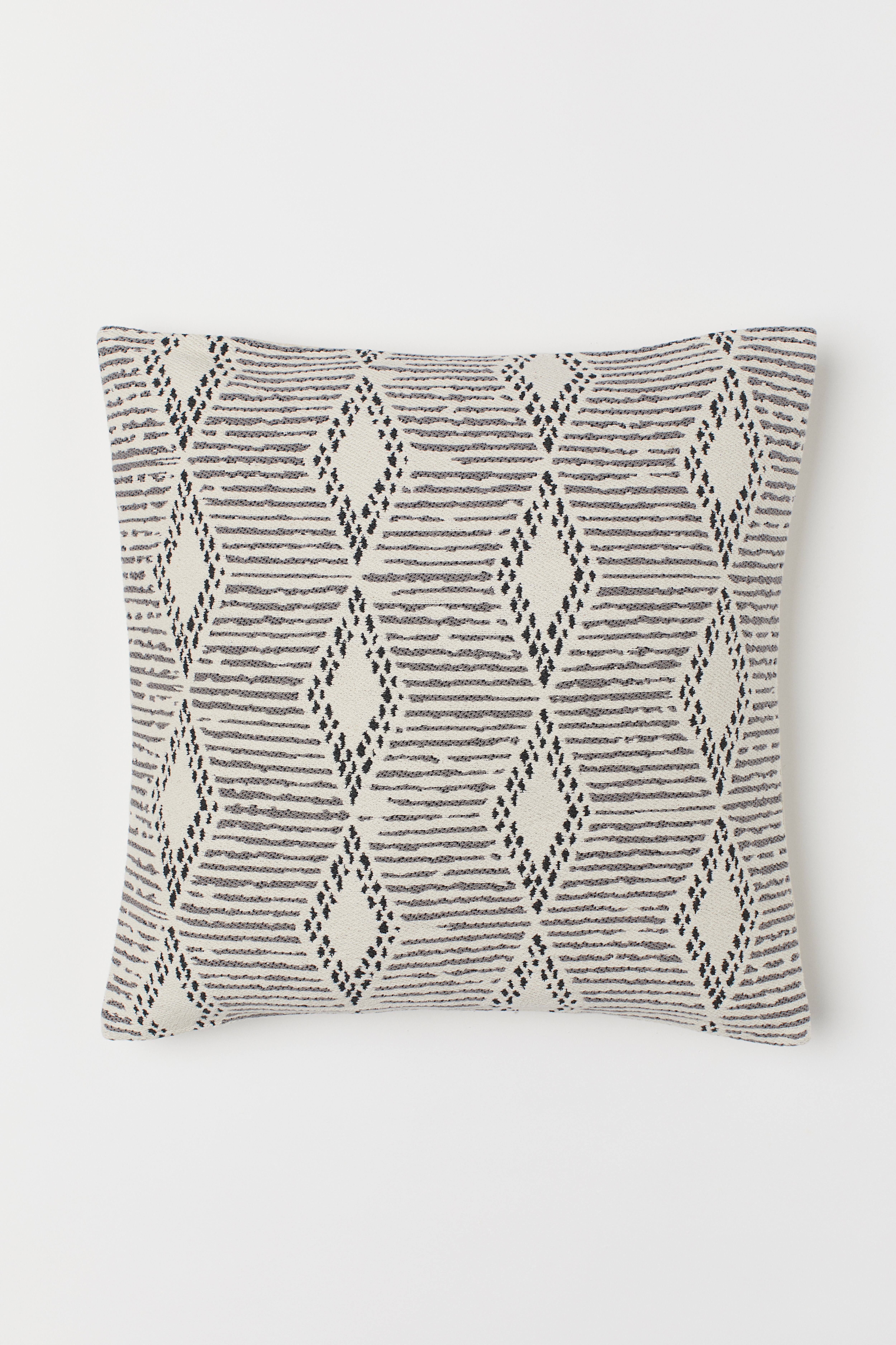 Kissenh lle Aus Jacquardstoff Hellbeige Gemustert Home All H M DE Kissenh lle Aus Jacquardstoff Hellbeige Gemustert Home All H M DE