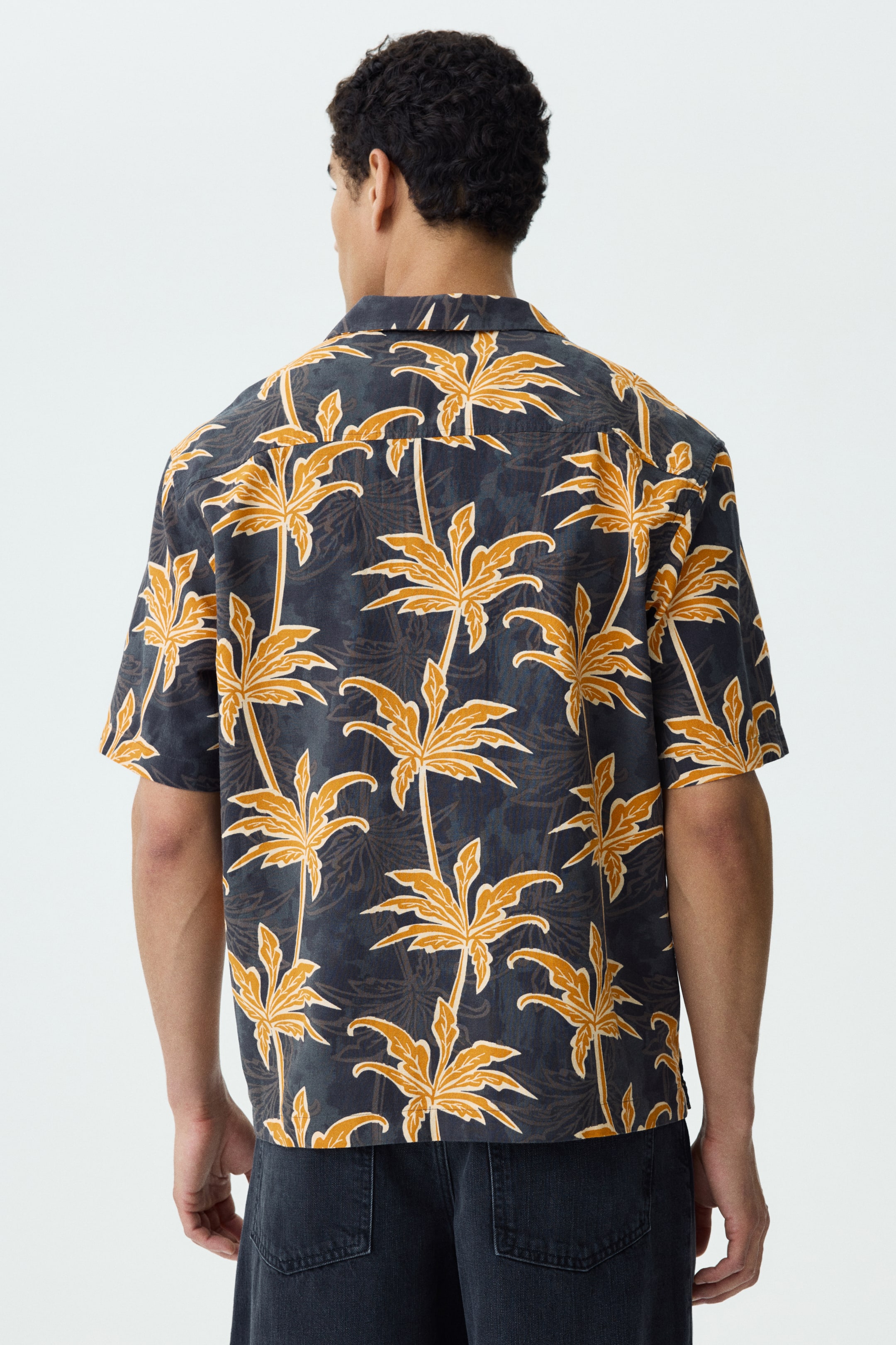Relaxed-Fit Cotton Resort Shirt