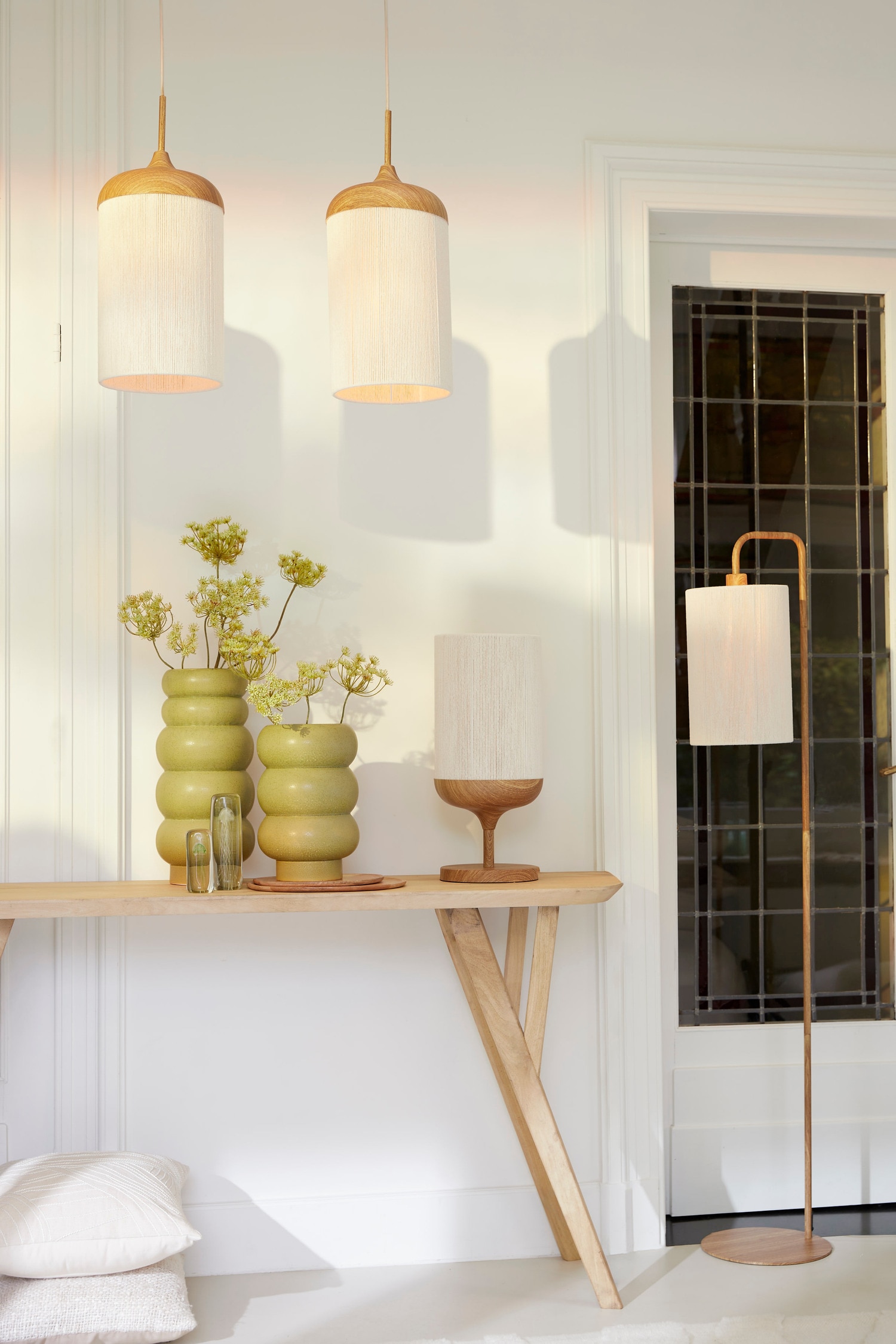 Dania Tischlampe - Creme