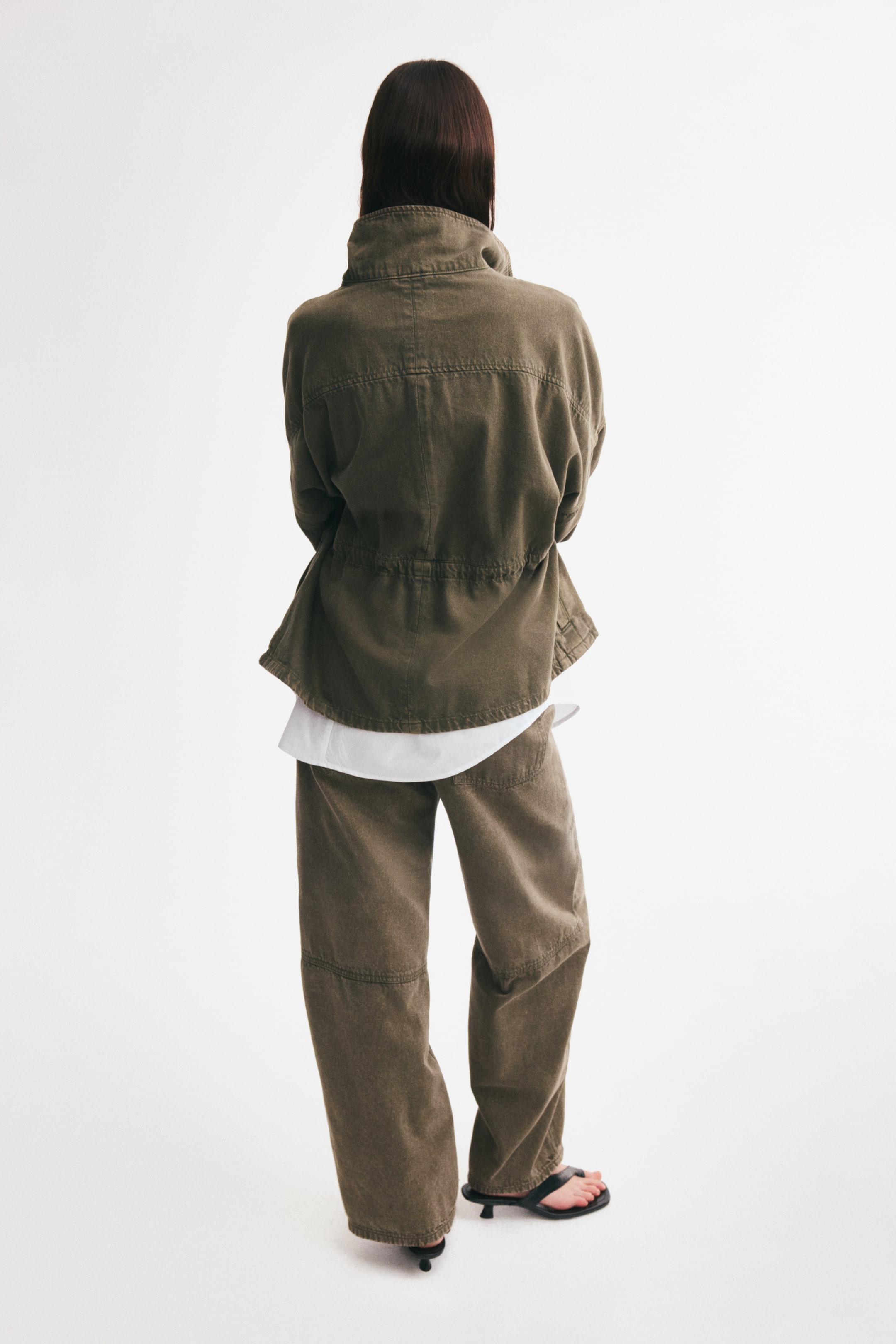 Женские куртки H&M Oversized Cotton Denim Jacket — фото 5