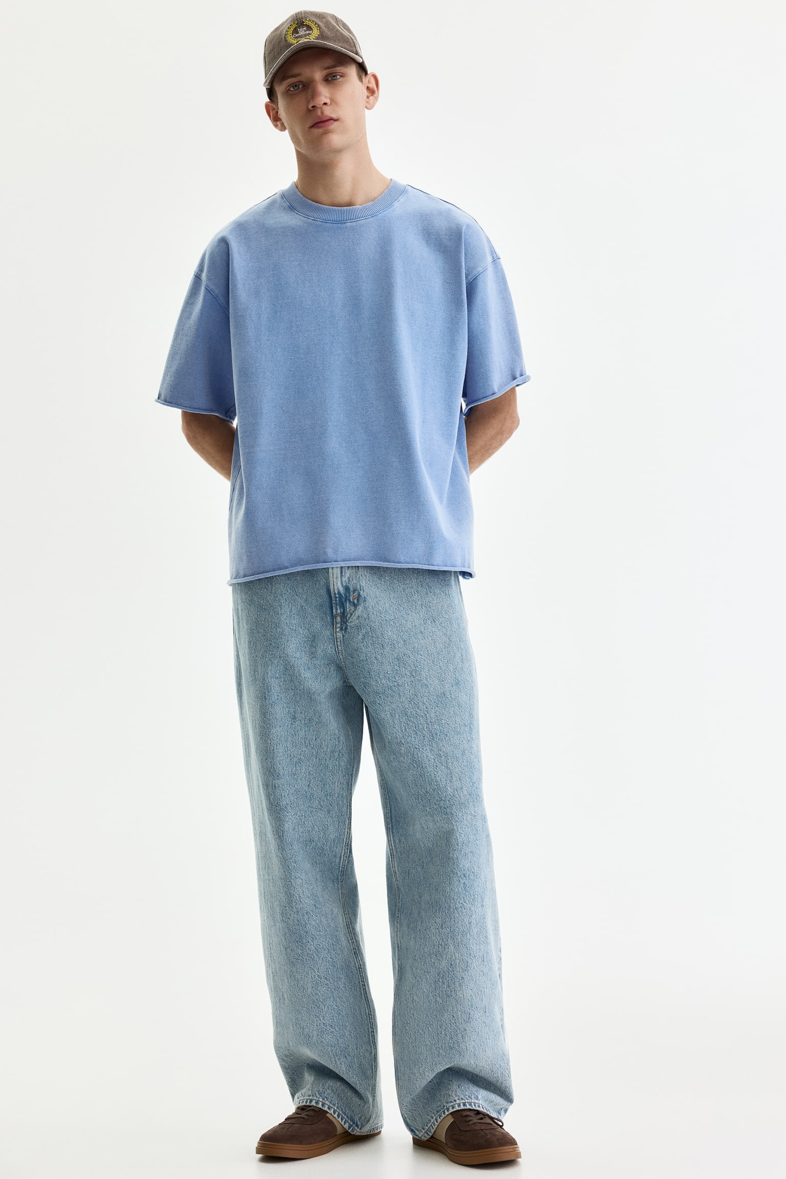 Oversized Fit Boxy-style t-shirt - Light blue/Dark brown/White - 6