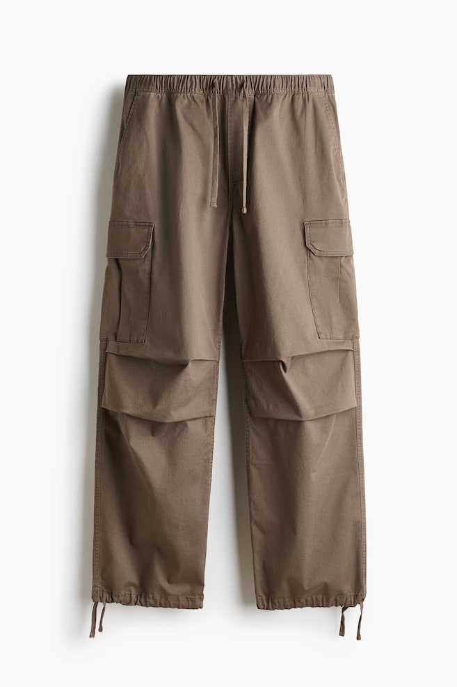 Loose-Fit Cargo Pants - Dark taupe/Light beige/Black/Cream - 1