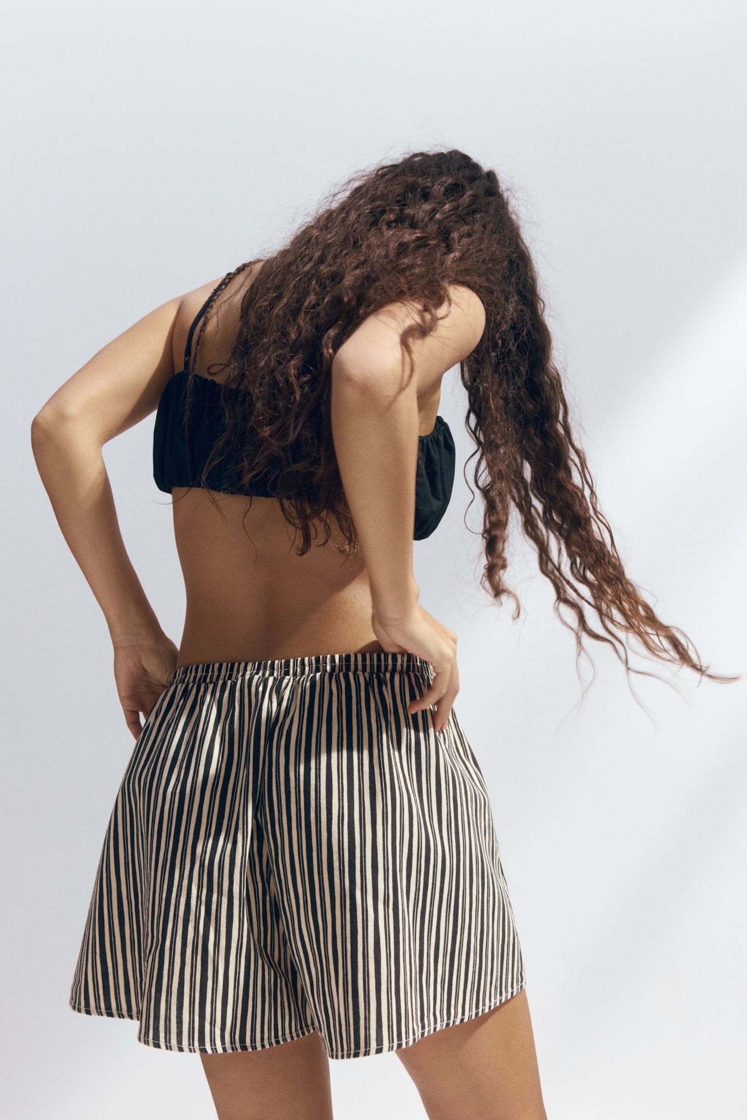 Keten Karışımlı Şort - Koyu gri/Çizgili/Soluk sarı/Puantiyeli - 5