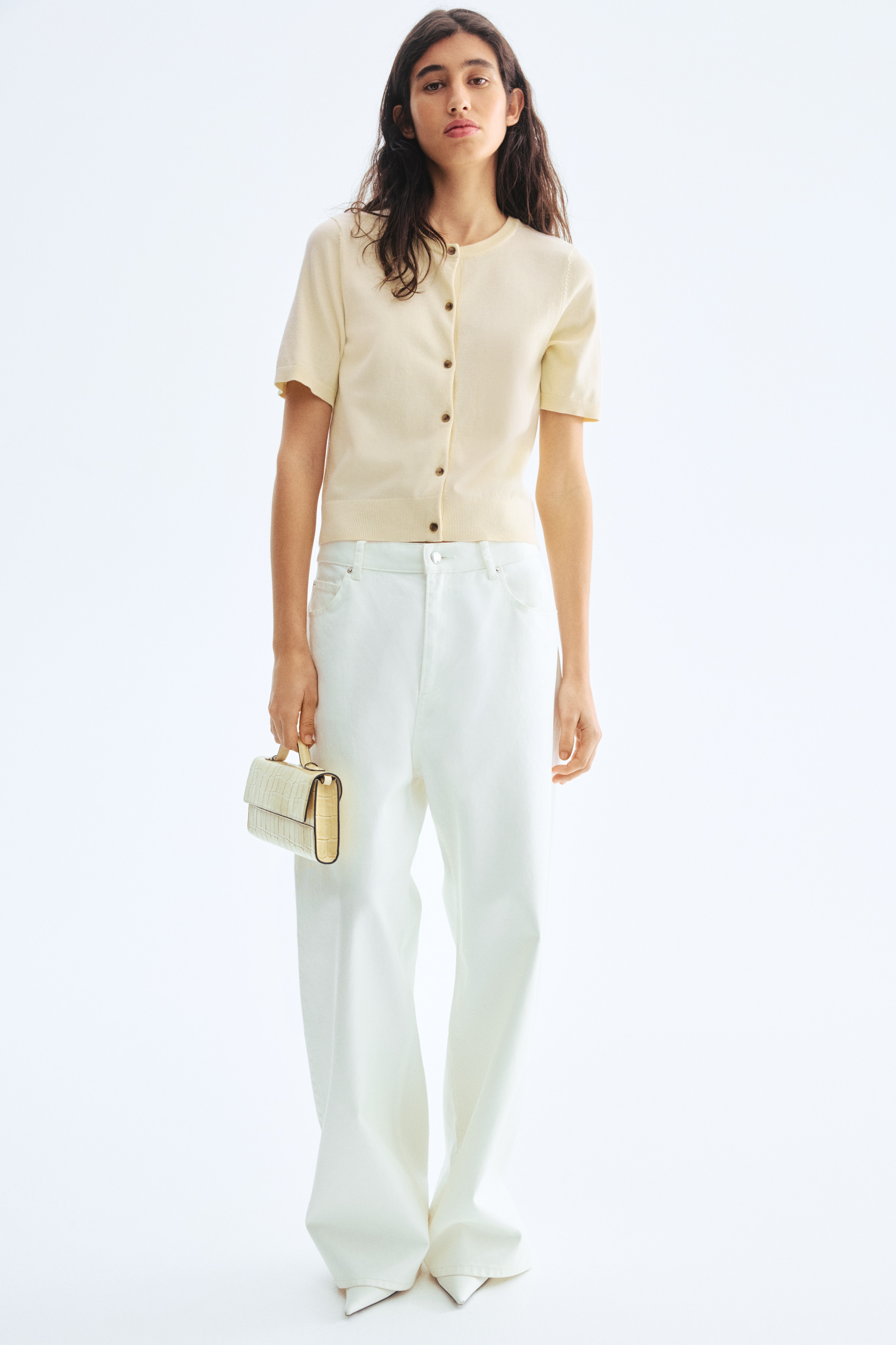 Short-sleeved cardigan