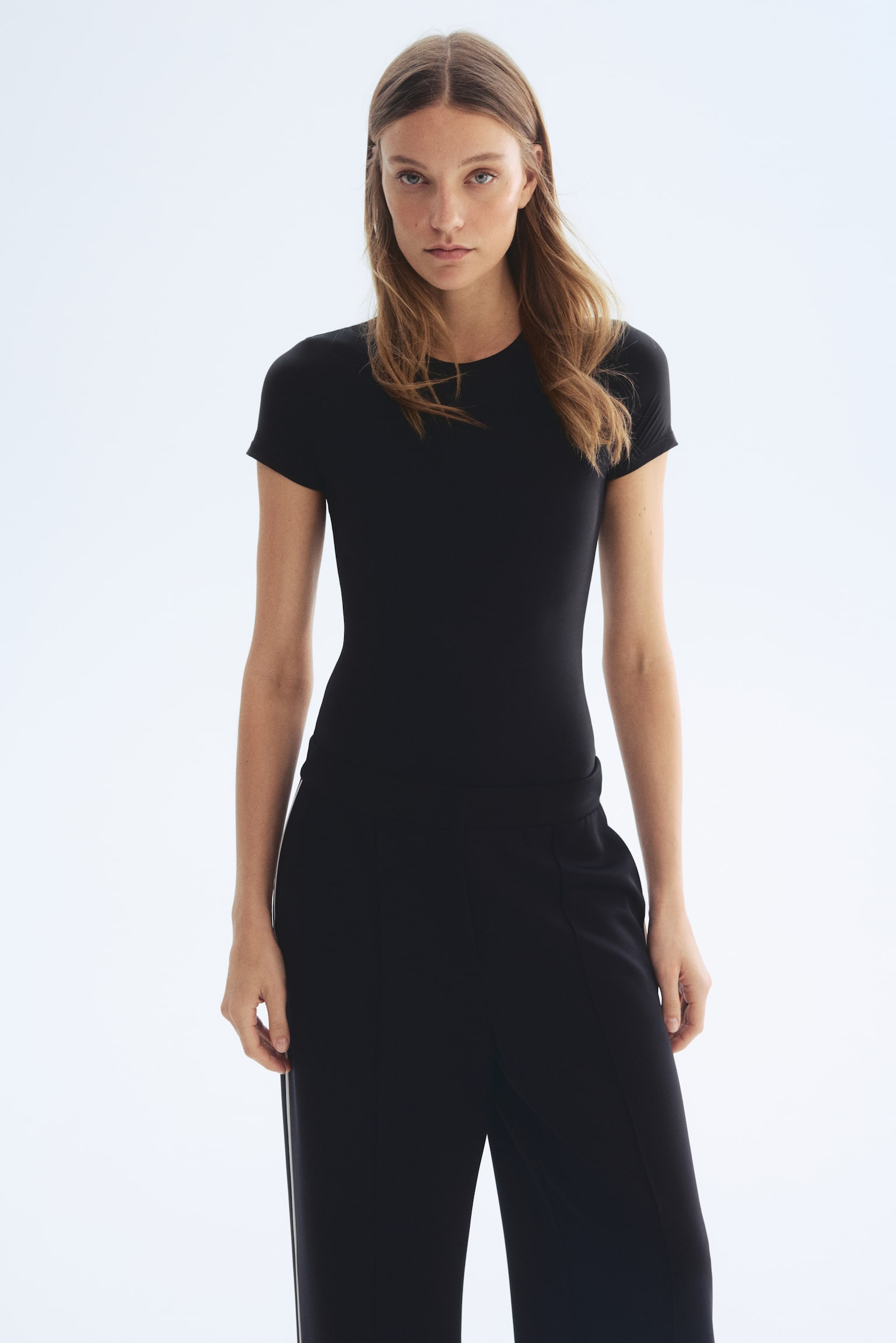 Боді з мікрофібри з короткими рукавами - Чорний/Приглушений темно-рожевий/Темно-коричневий - 3