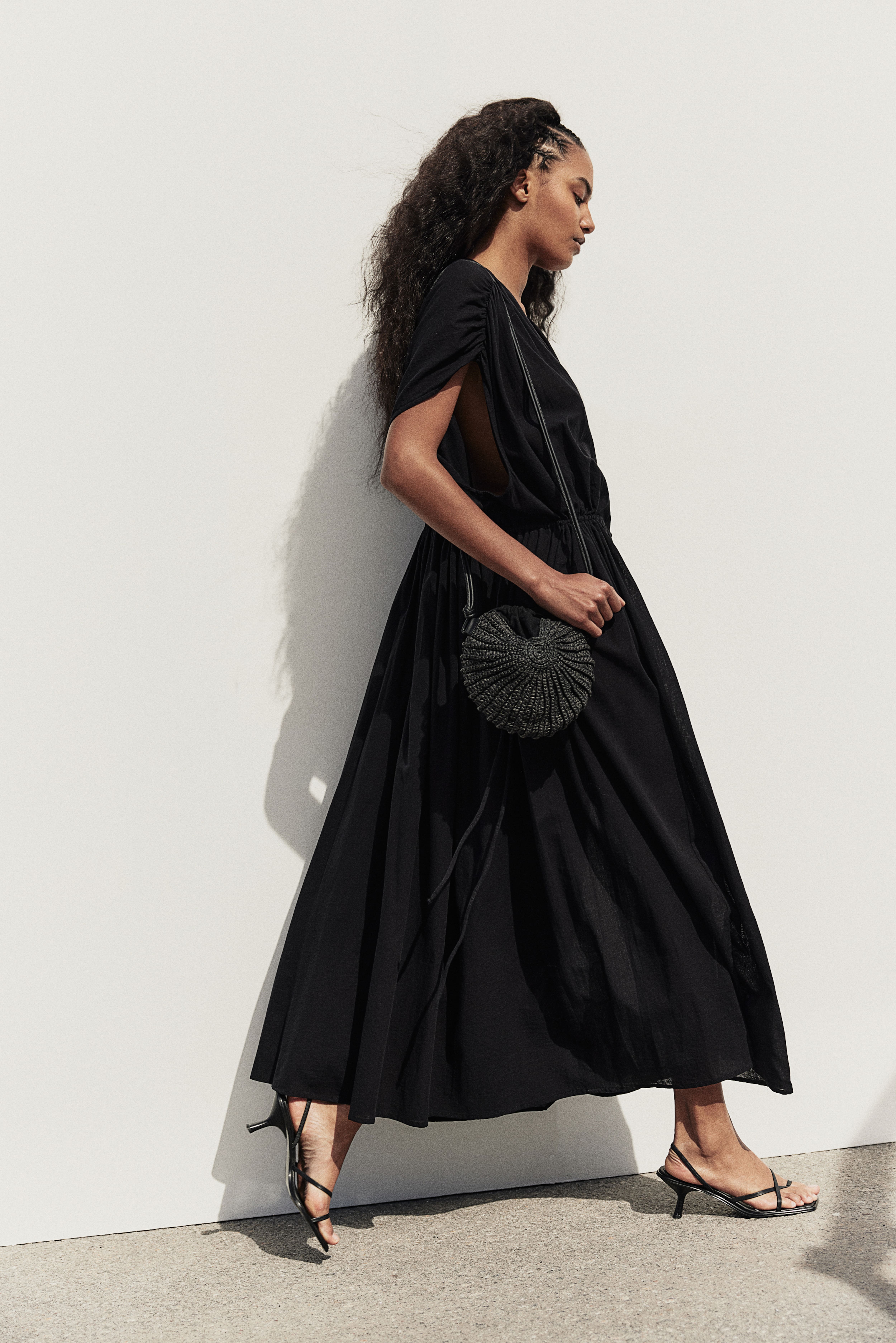 H&m robe longue noire hotsell