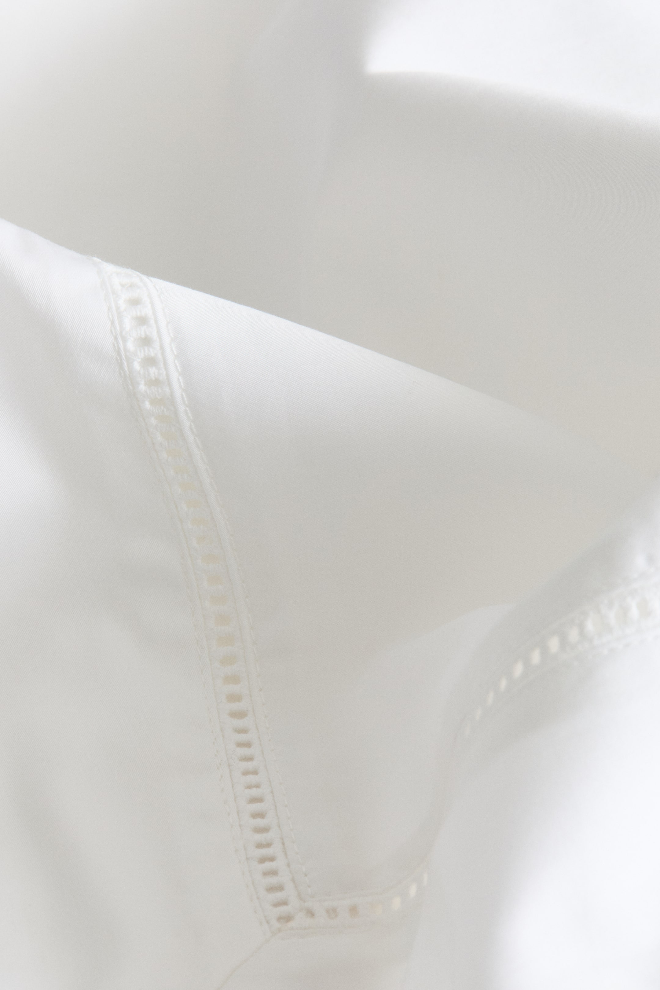 View larger image: Egyptian Cotton Pillowcase - White - Home All | H&M US 4