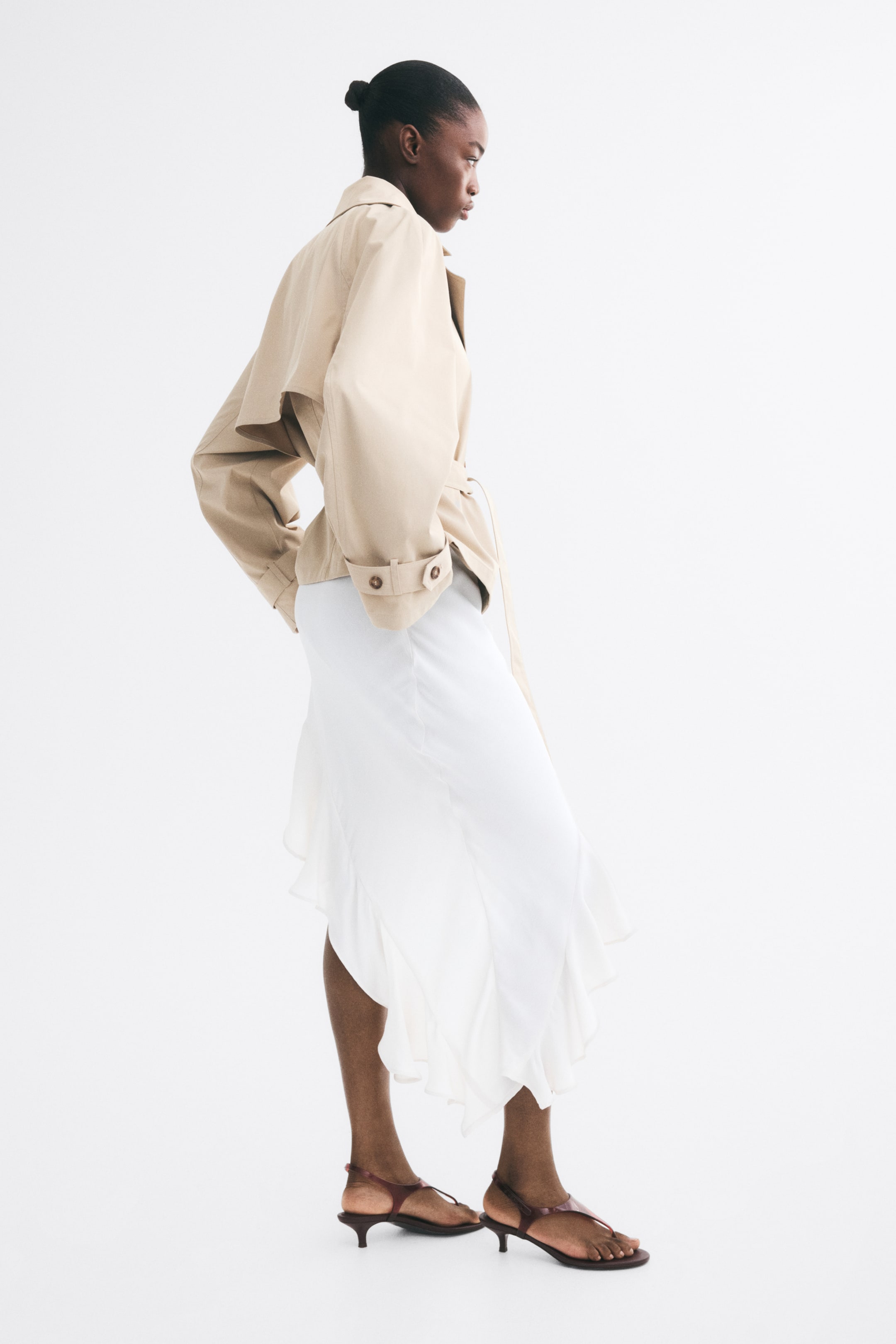 Женские куртки H&M Short Tie-Belt Trench Coat — фото 5