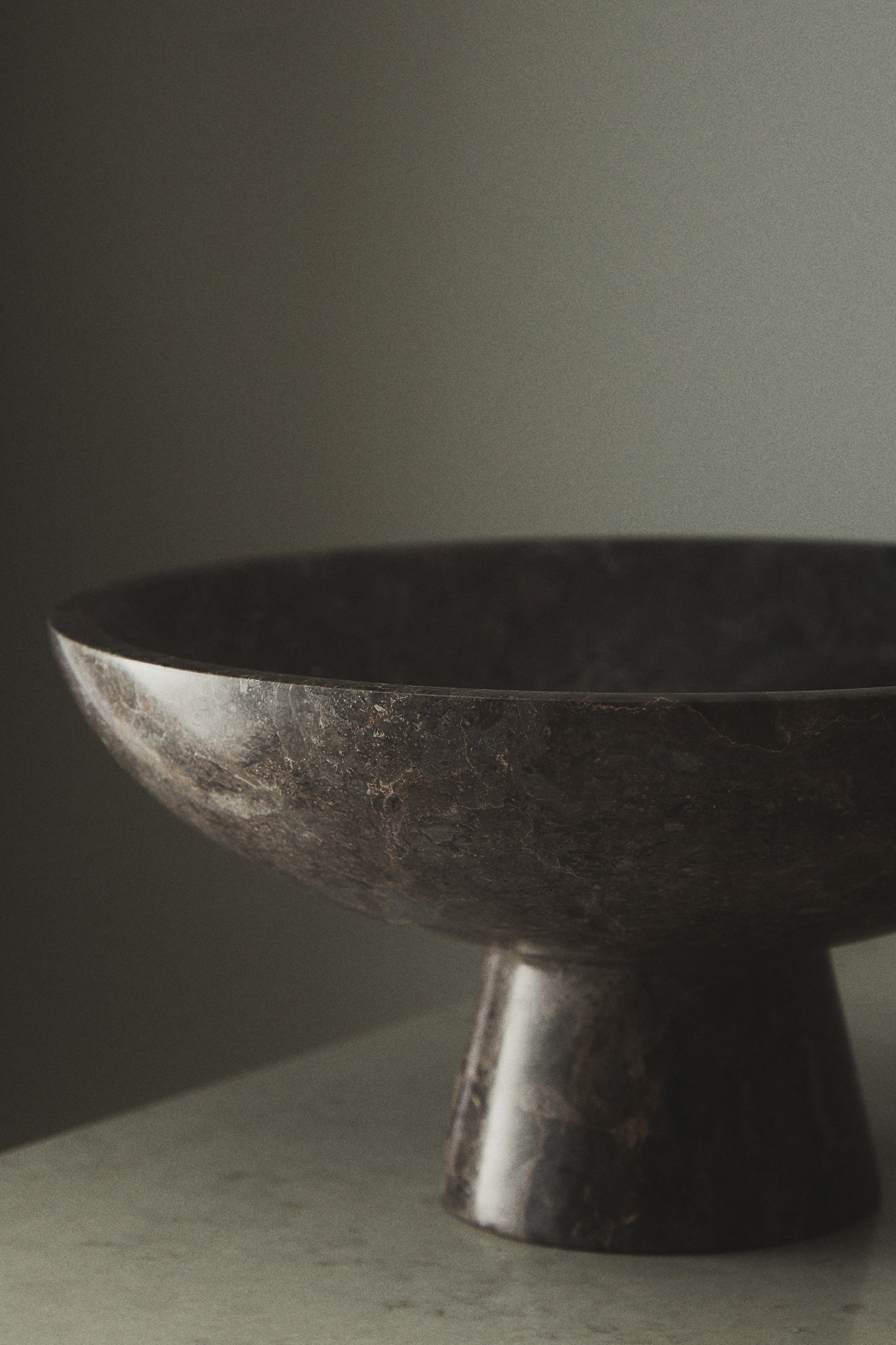 Large marble pedestal bowl