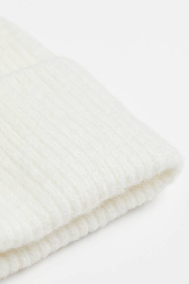 Rib-knit hat - White - 2