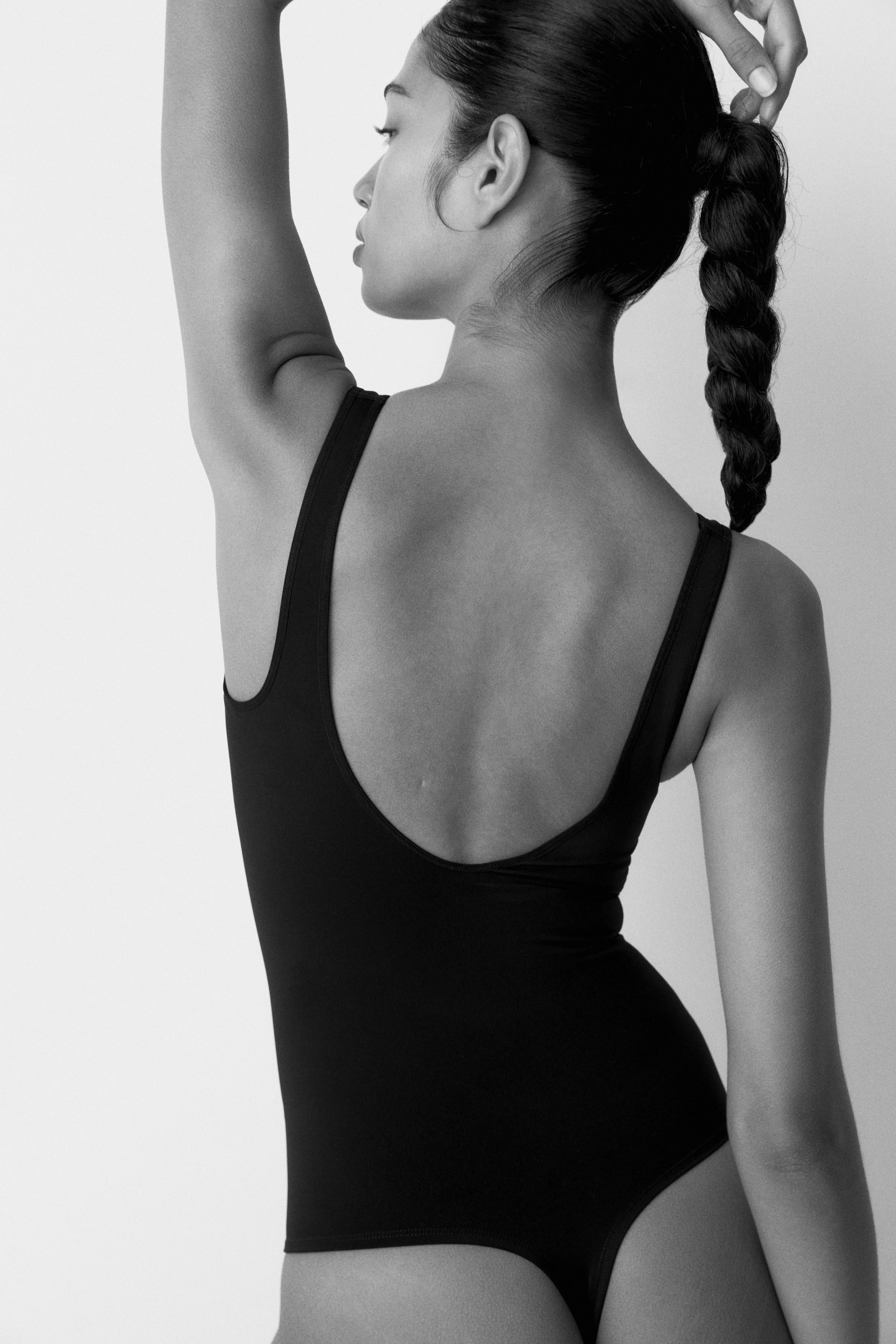 Maillot string gainant et sculptant