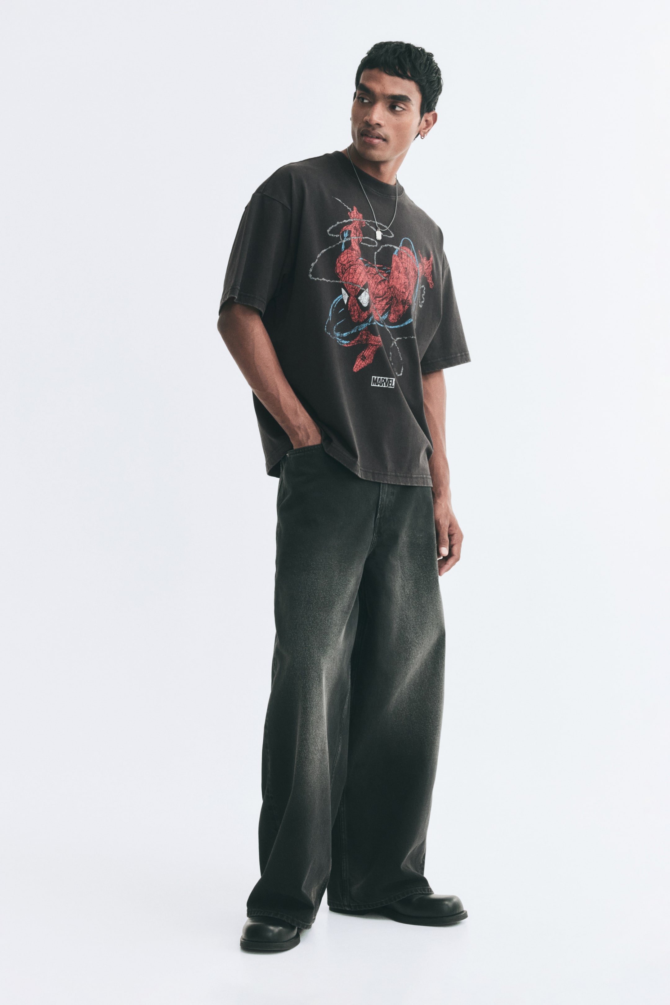 Agrandir l'image: T-shirt Oversized Fit - Noir/Spider-Man - HOMME | H&M BE 1