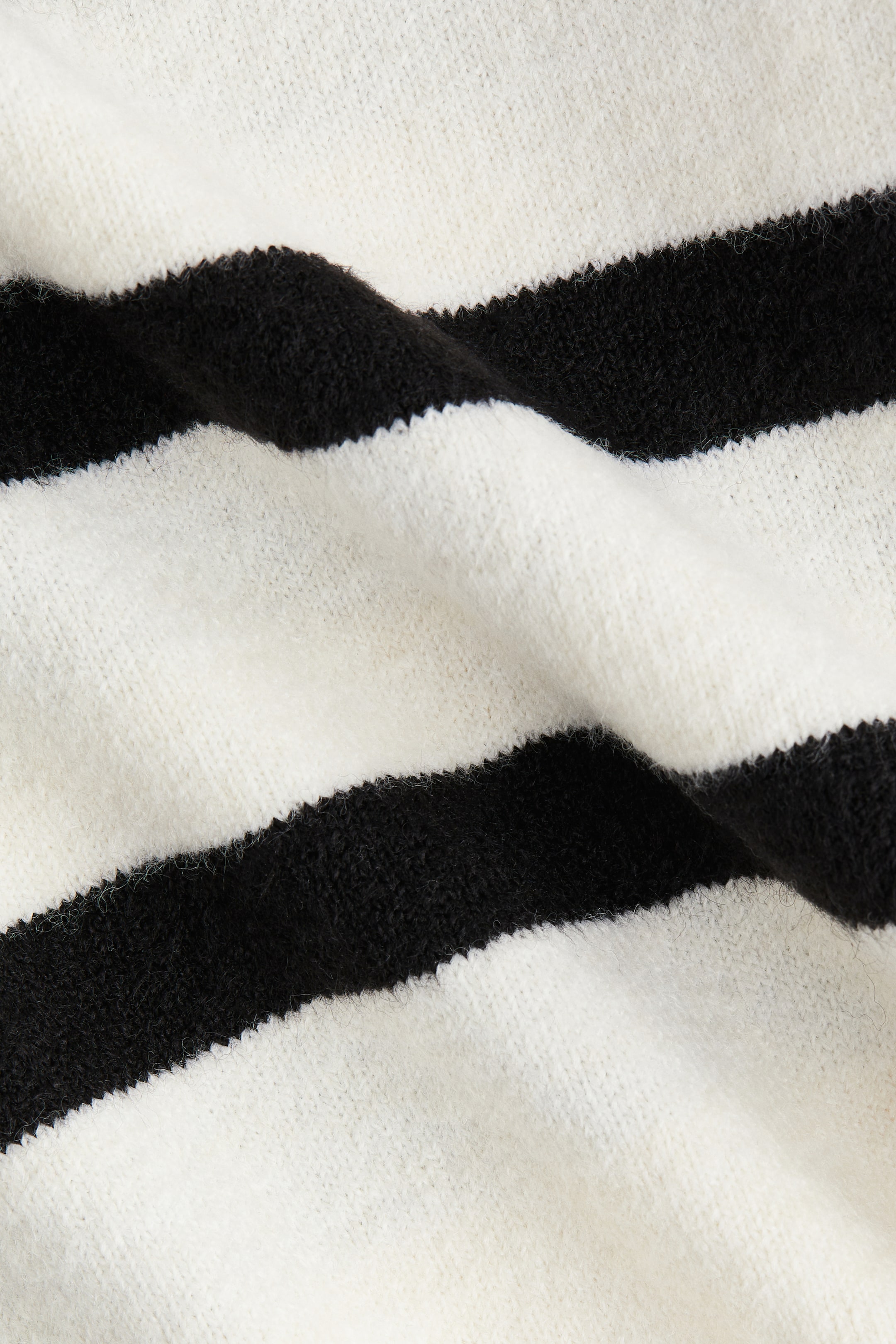 View larger image: MAMA Slit-hem jumper - Cream/Striped - Ladies | H&M GB 2