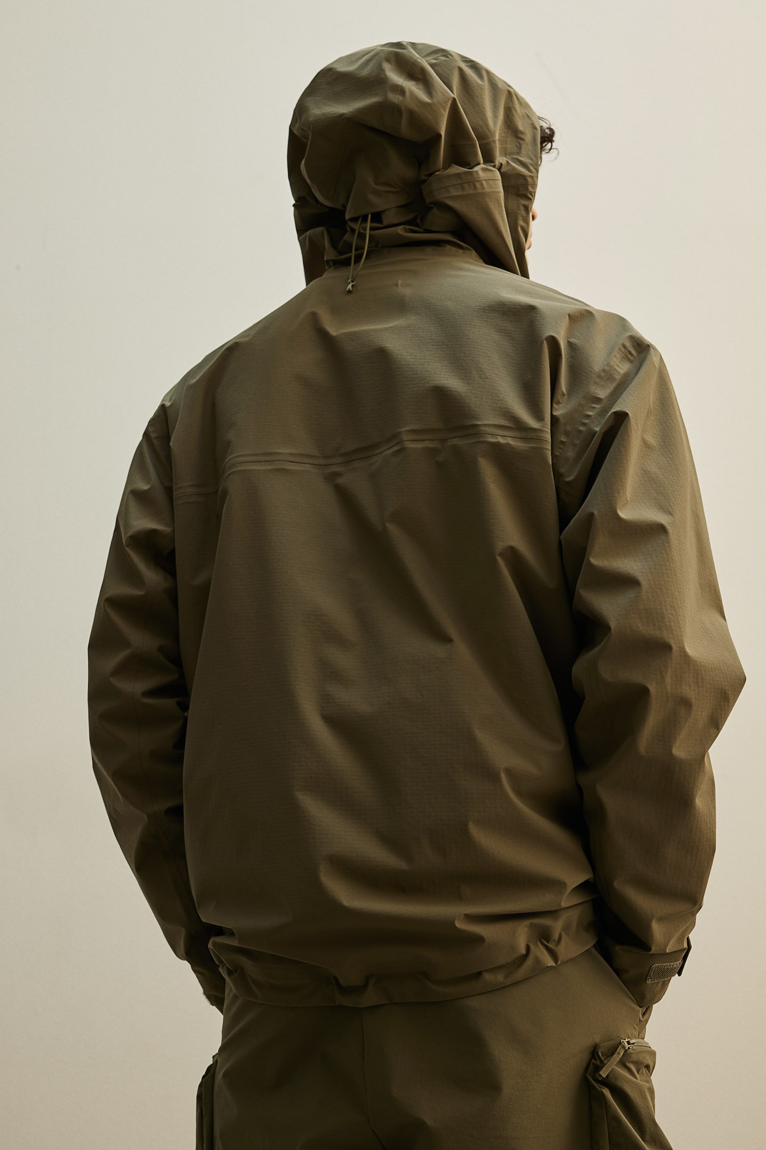 Regular Fit 3-layer Shell Jacket In StormMove™ - Khaki green/Black - 8