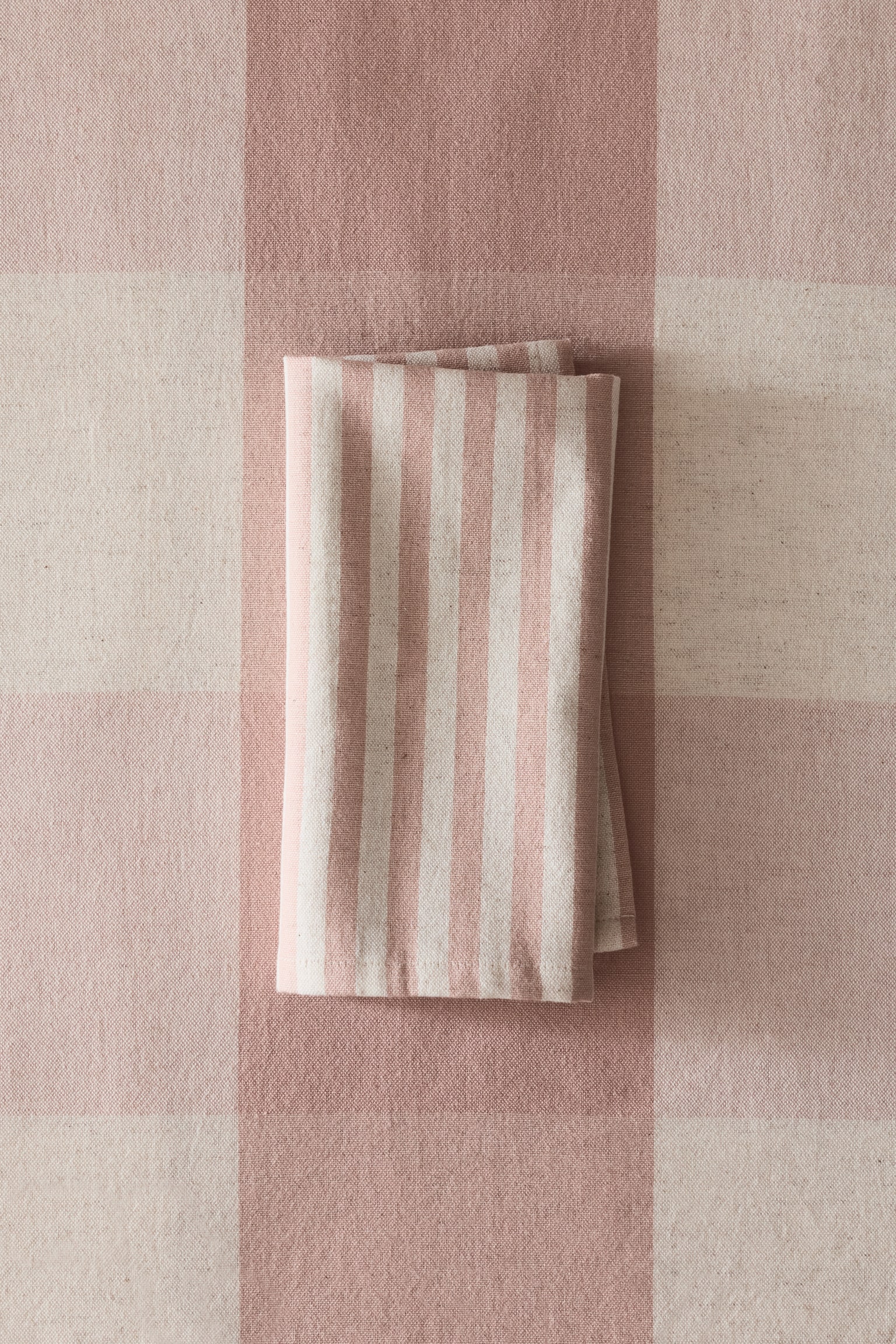 4-pack cotton napkins - Light pink/Striped/Dark grey/Striped/Green/Cream striped/Dark brown/Striped/Beige/Gingham check/Green/Gingham check/Dark brown/Gingham check/Terracotta/Gingham check/Terracotta/Striped/Light pink/Gingham check/Beige/Striped - 2
