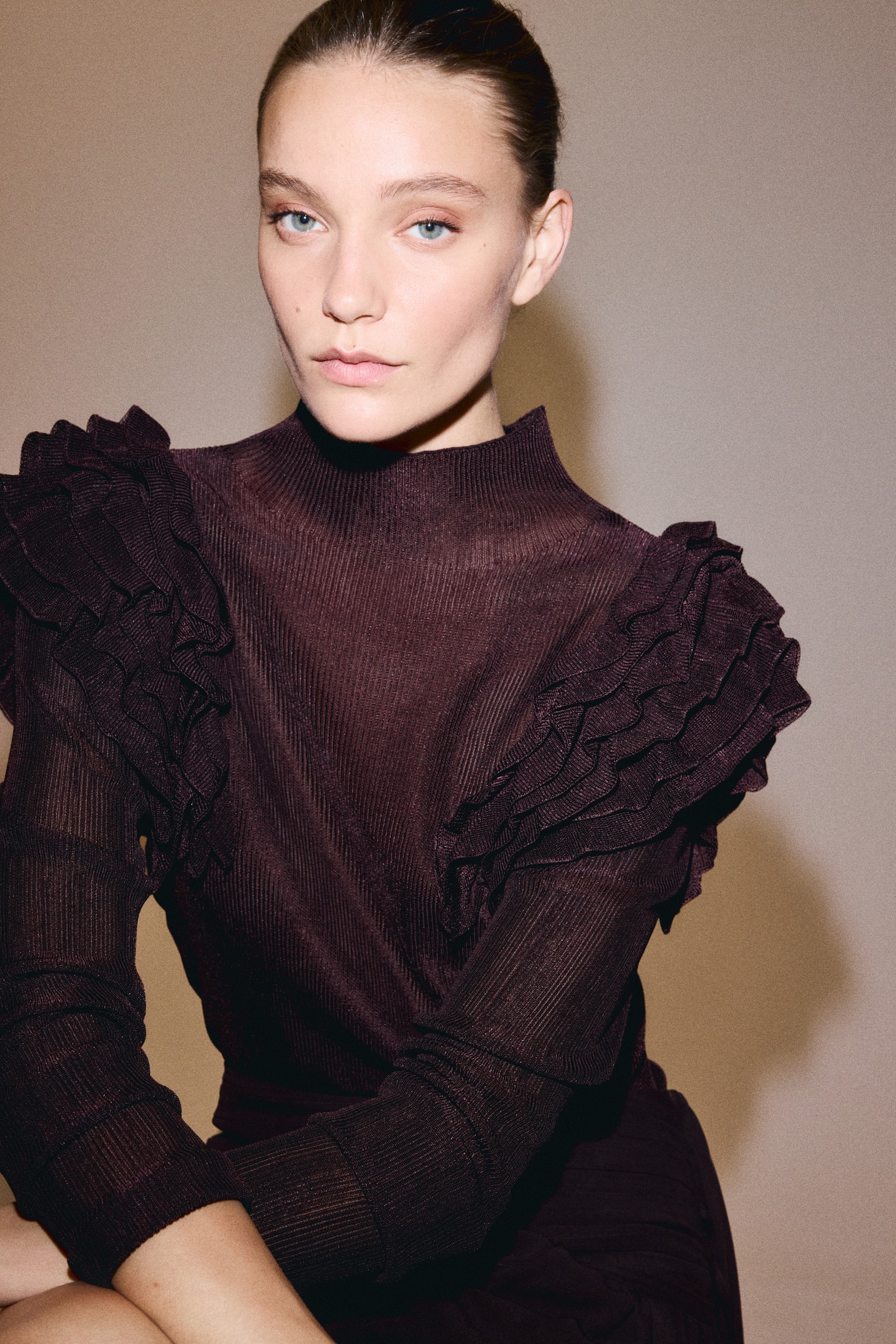 Ruffle-detail turtleneck top - Burgundy - 1