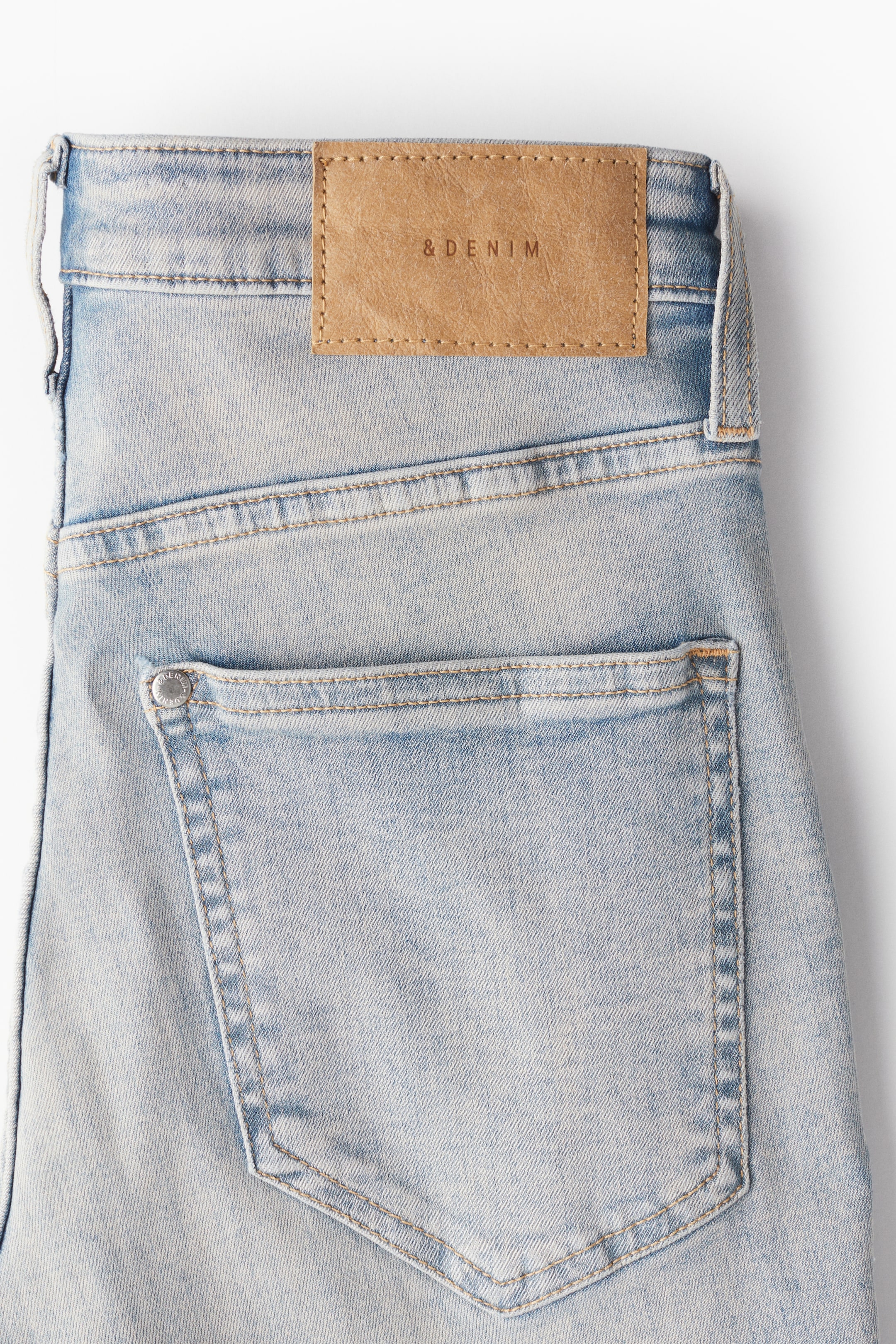 Flared Ultra High Jeans - Pale denim blue - Ladies | H&M GB 8