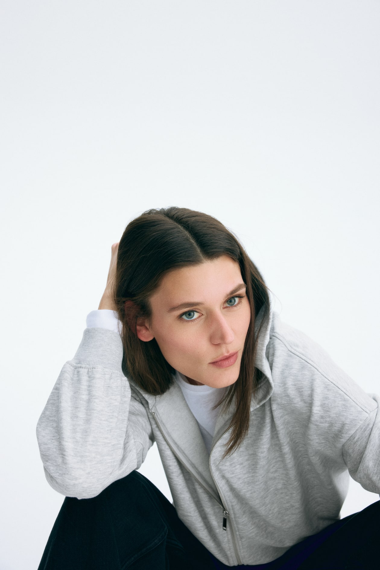 Short Hooded Jacket - image 3