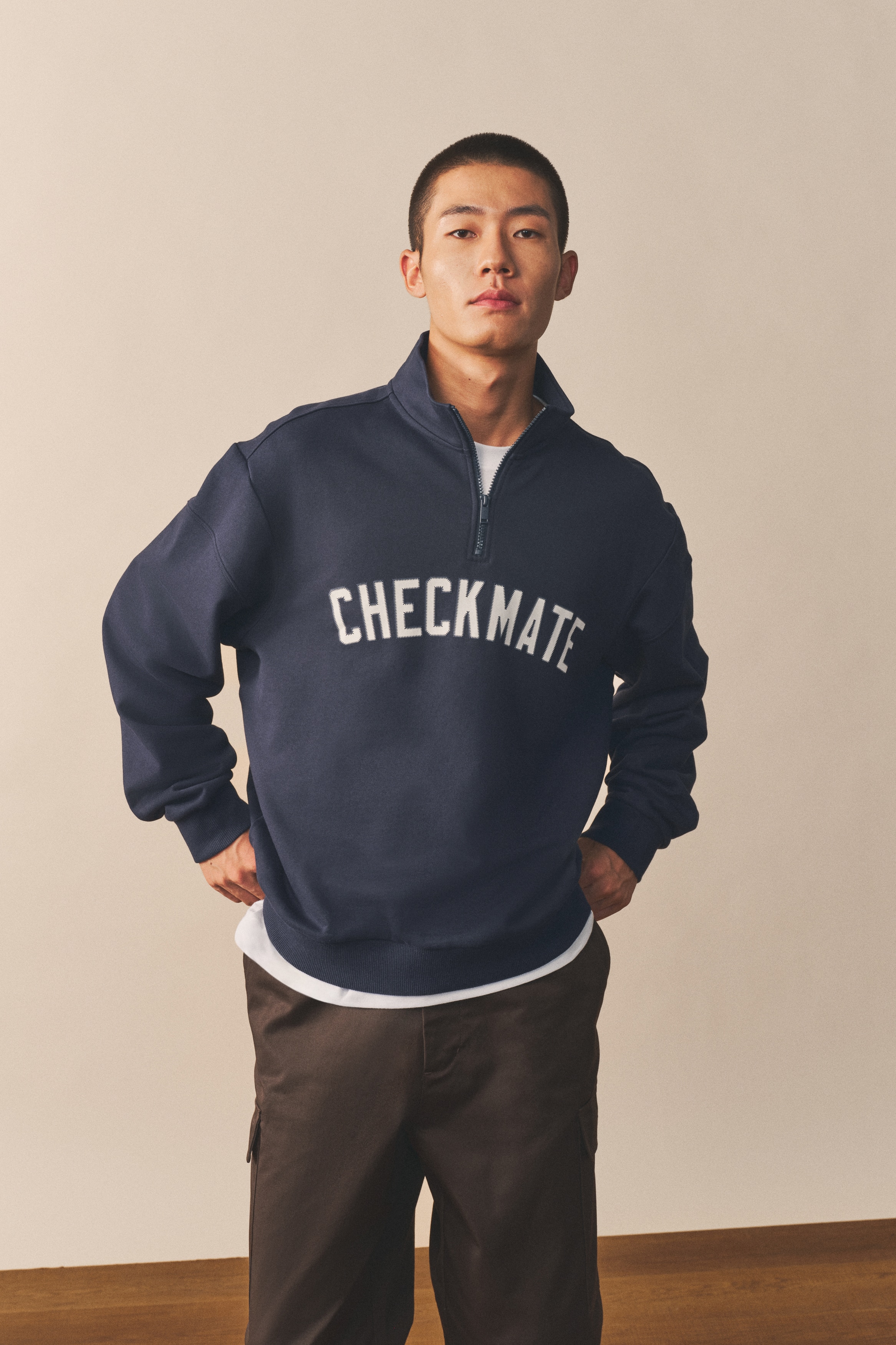 ルーズフィット ブラック/ブルー タッパー Mサイズ ルーズフィット ブラック/ブルー タッパー Mサイズ ルーズ