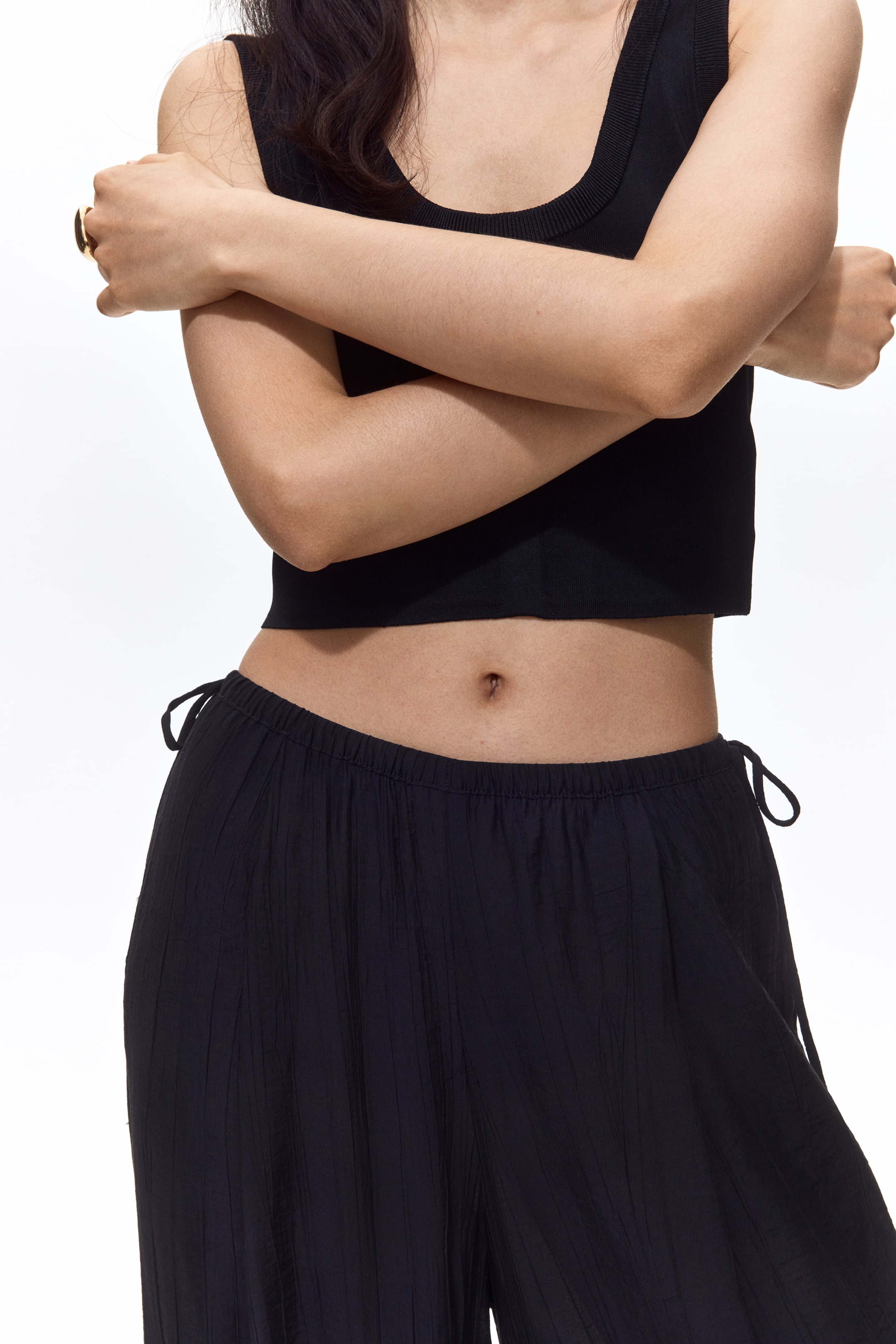 Balloon-Leg Pants with Drawstring