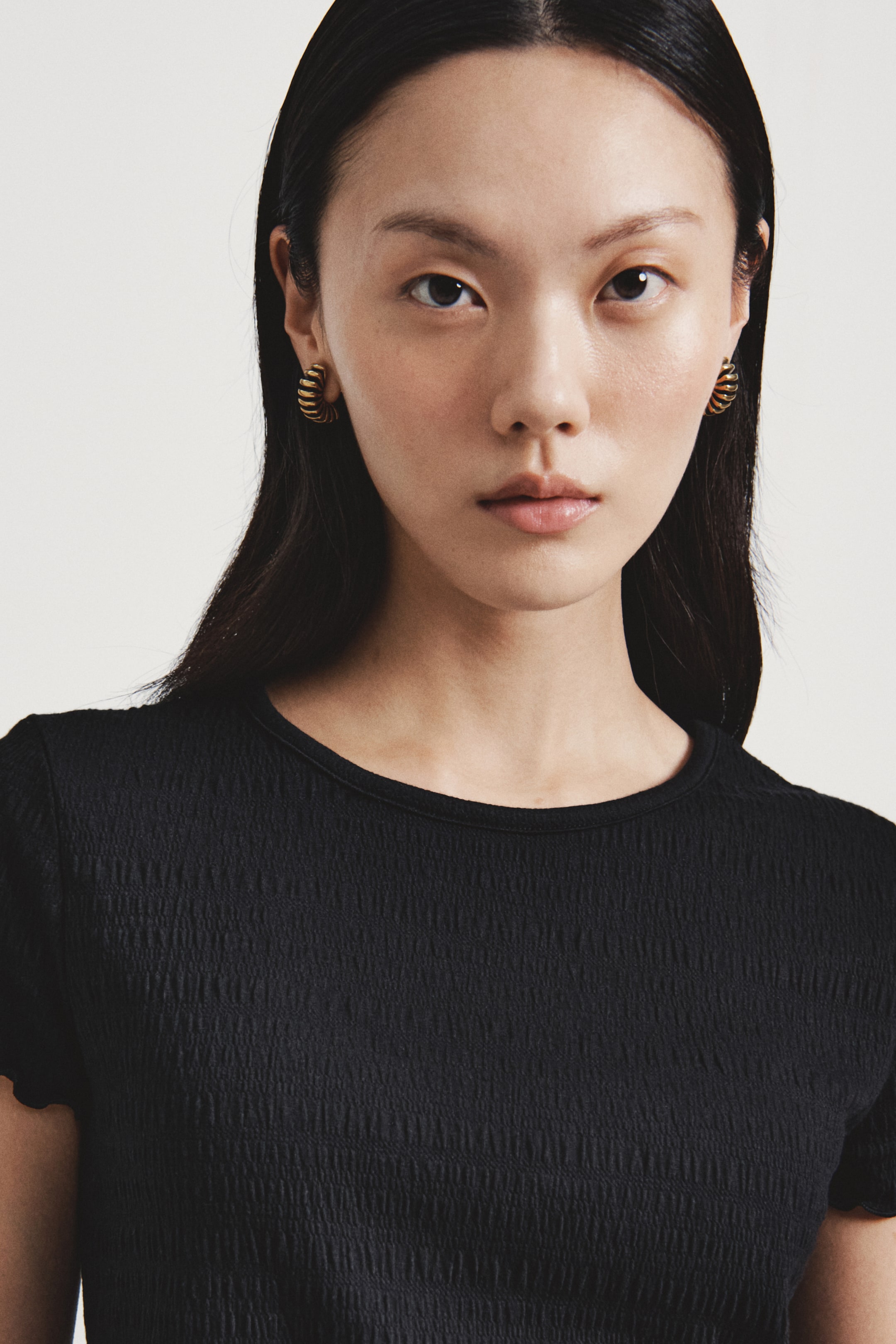 View larger image: Smocked top - Black - Ladies | H&M MY 3