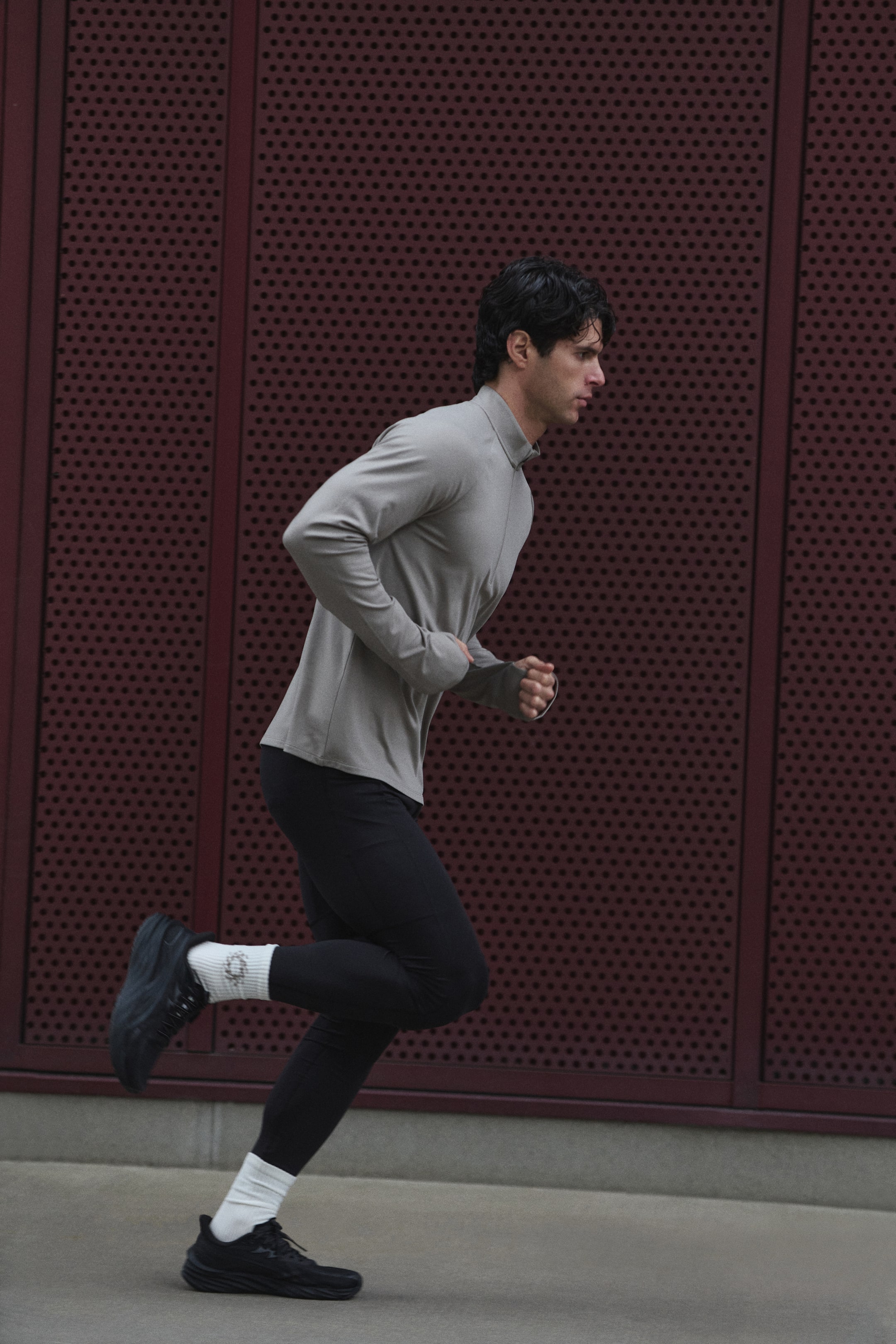 View larger image: Pocket-detail running tights with DryMove™ - Black - Men | H&M IN 2