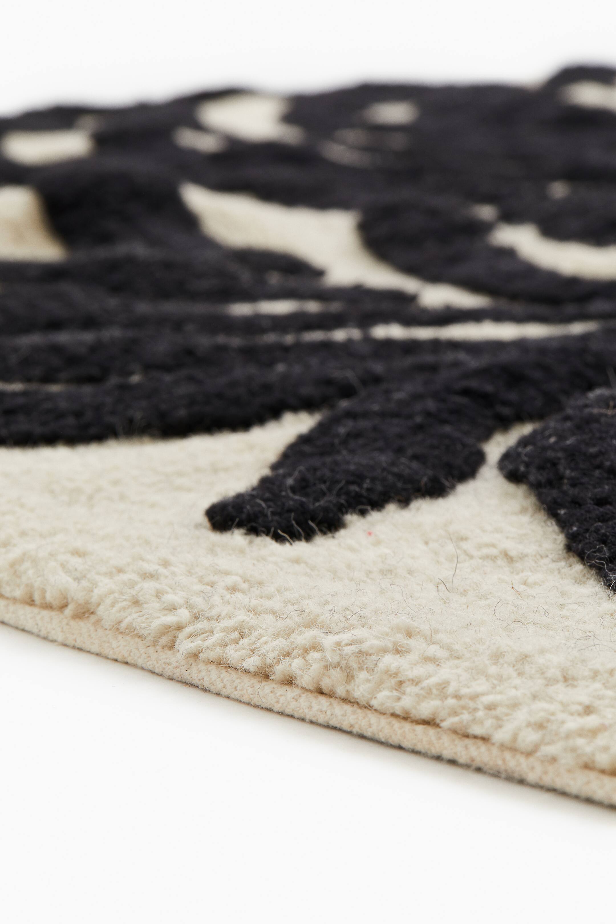 Light beige/black Wool-blend Rug at H&M Home | H&M CA