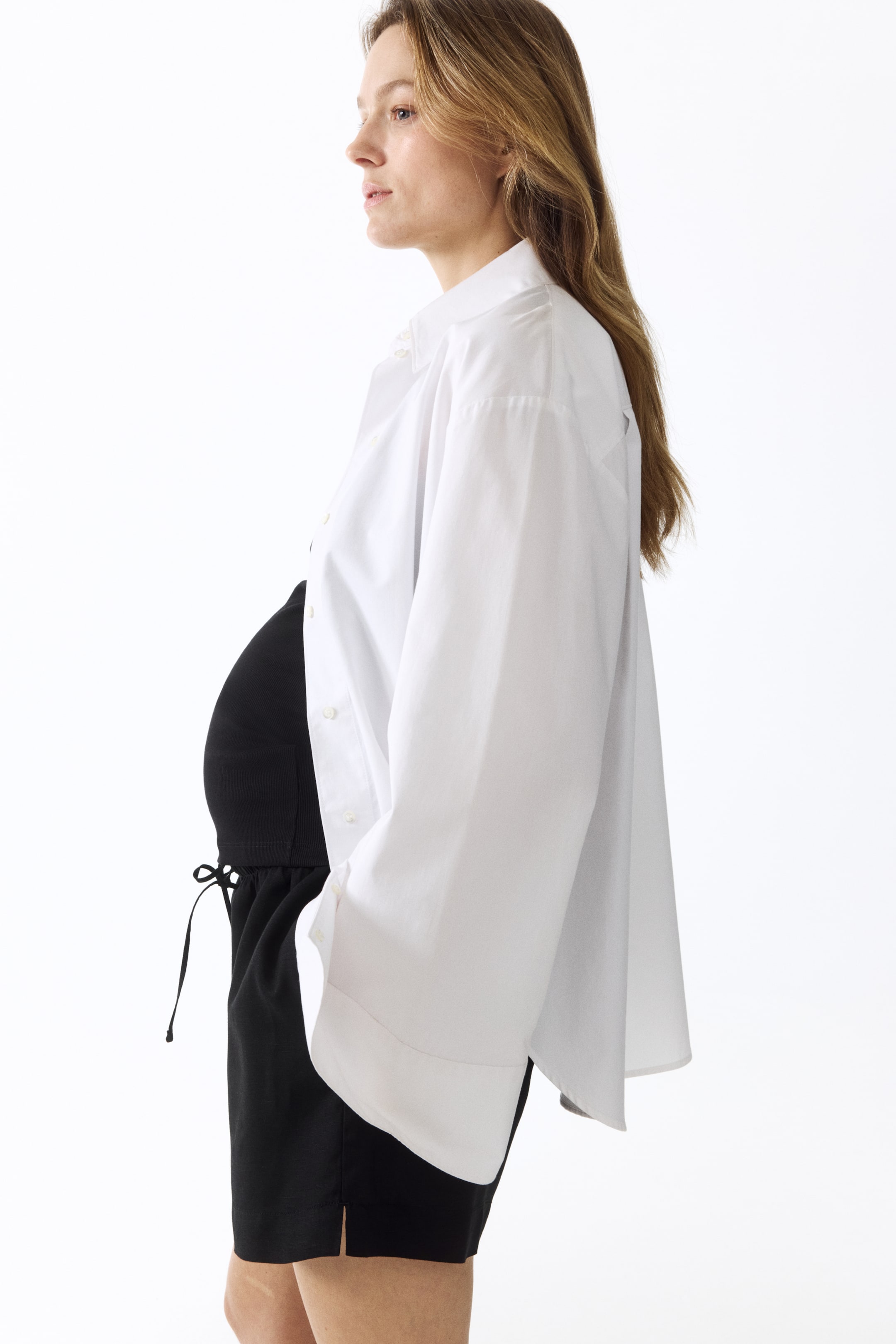 MAMA Linen-Blend Shorts