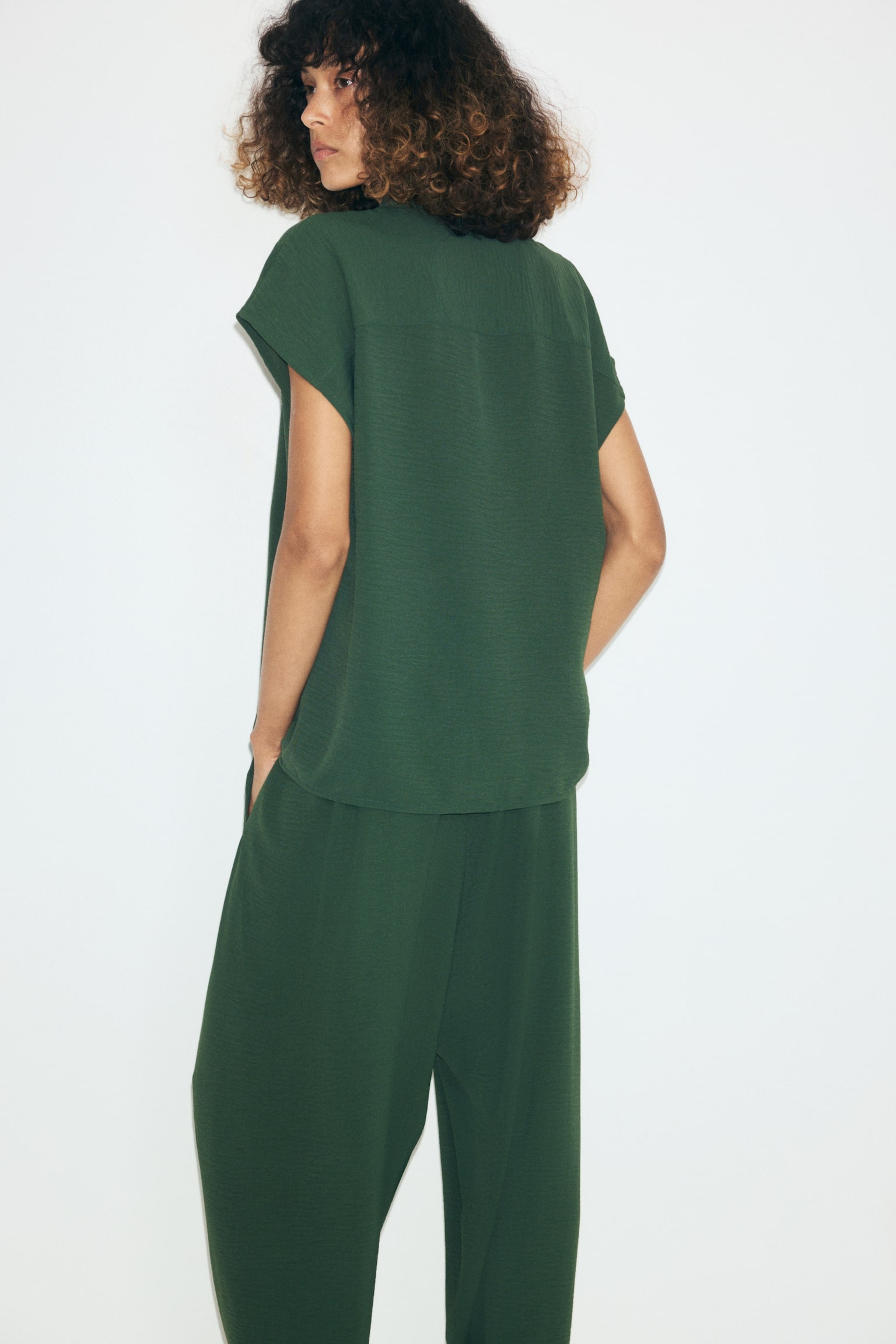 Женский топ H&M Button-Detail Top, цвет: Тёмный зелёный — фото 4