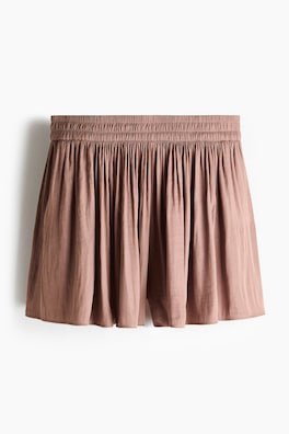 Dra-på-shorts
