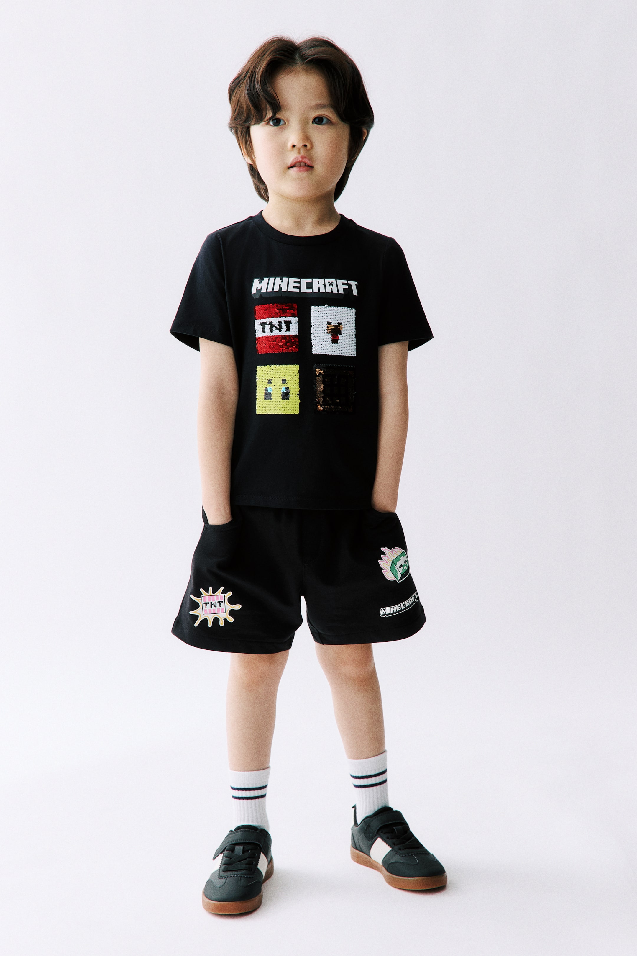 이미지 확대 보기: 프린트 스웨트 쇼츠 - 블랙/마인크래프트 - Kids | H&M KR 1
