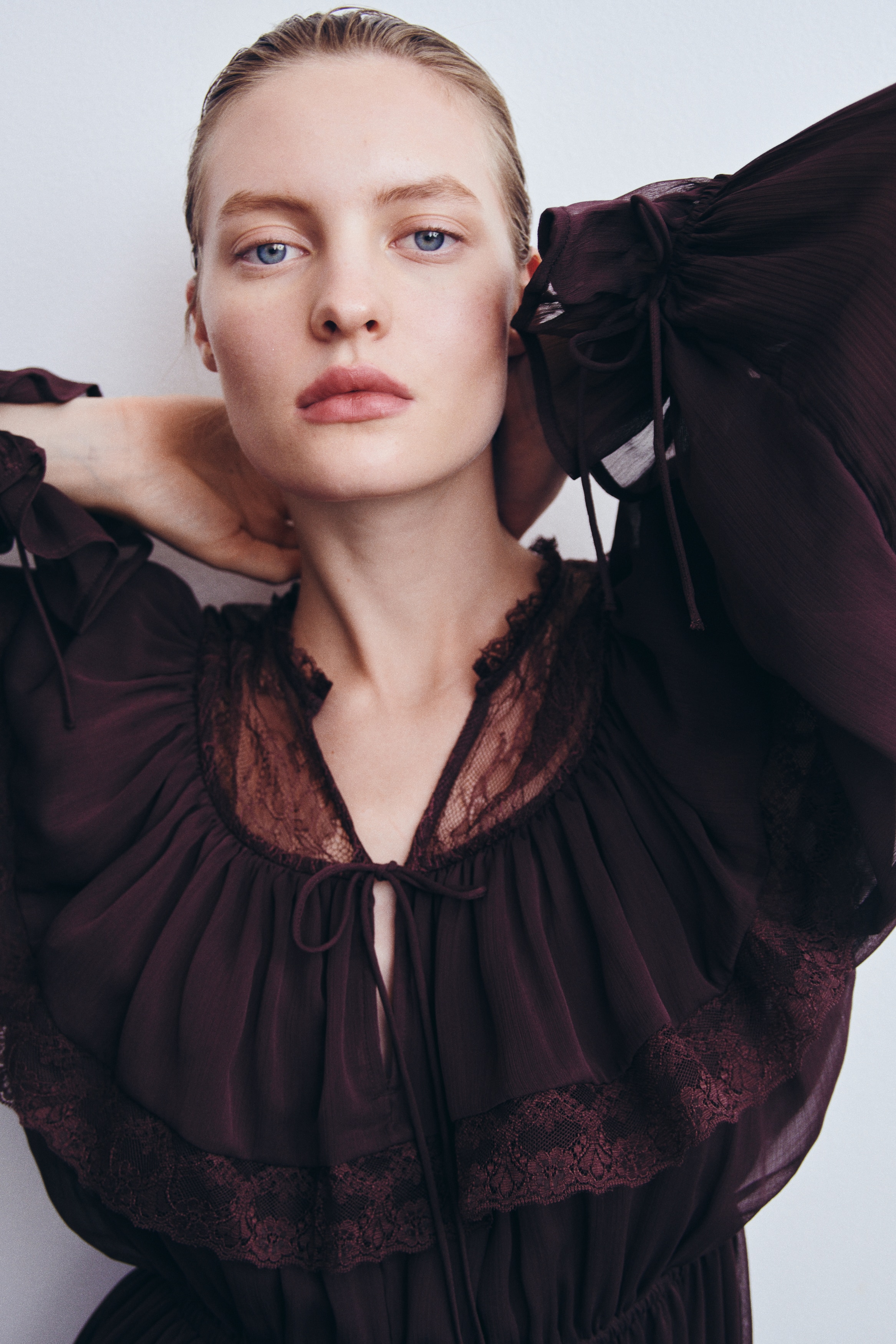 Lace-Detail Chiffon Dress thumbnail 4