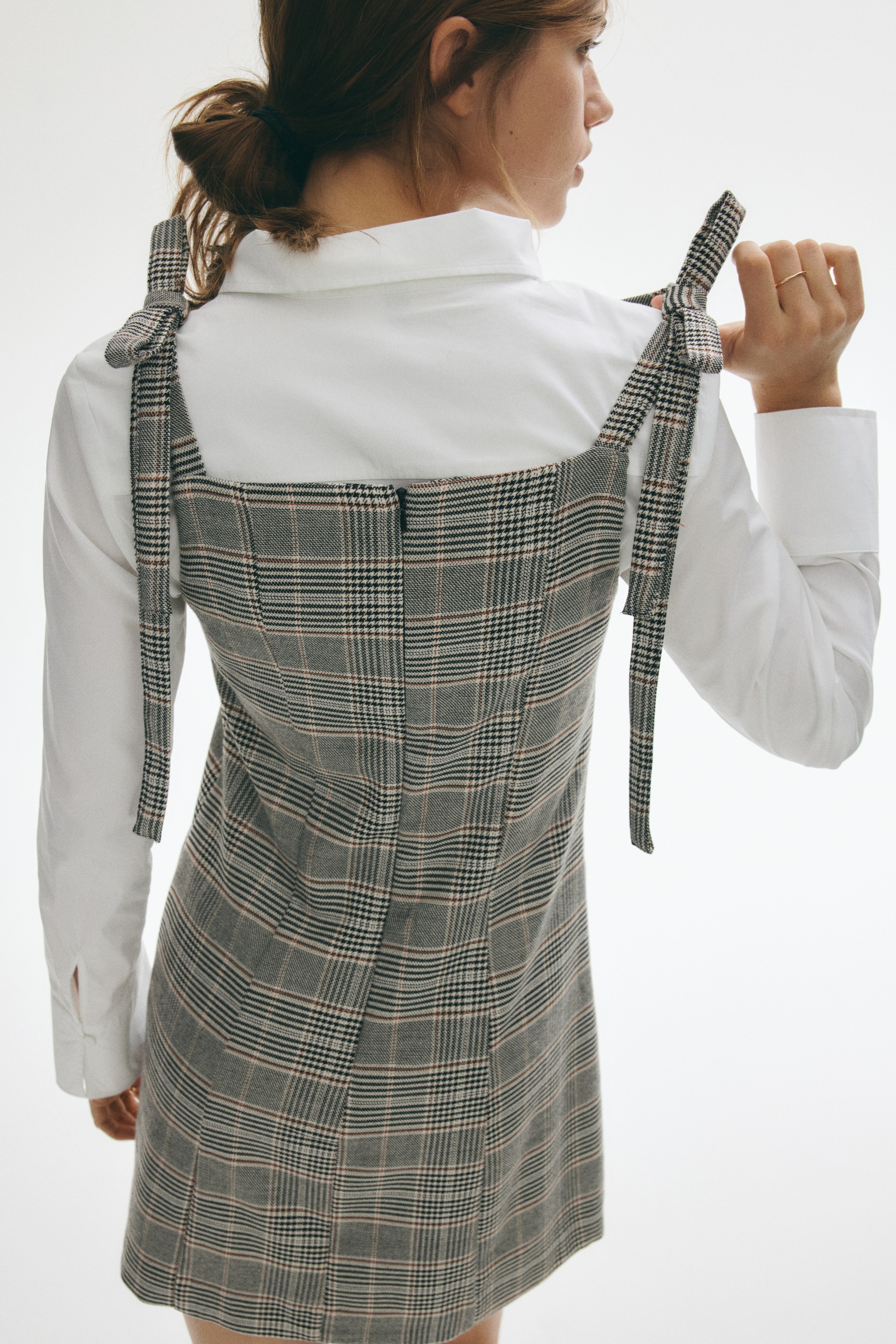Bow-detail dress