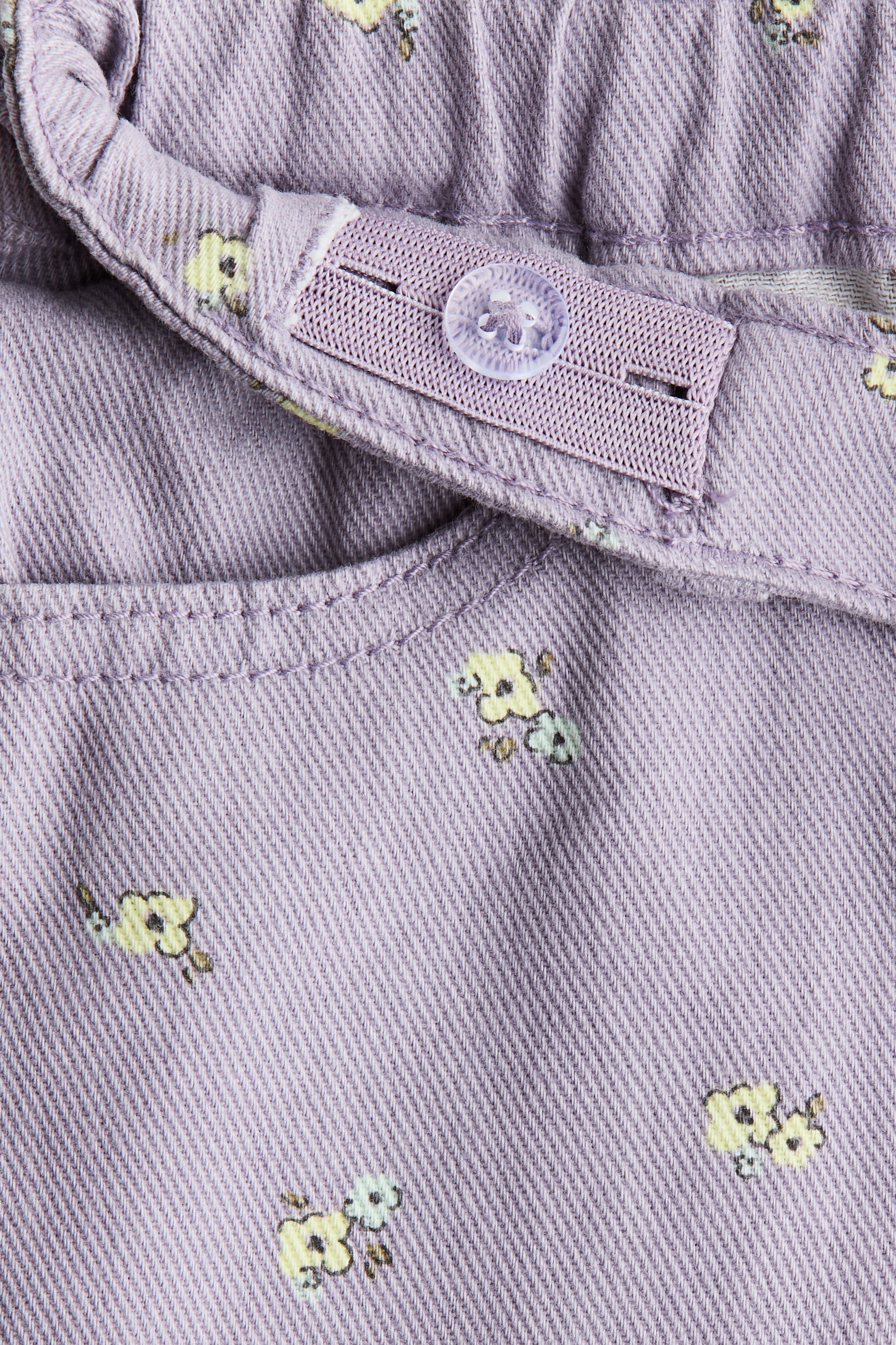 View larger image: Printed cotton twill shorts - Purple/Floral - Kids | H&M IN 3