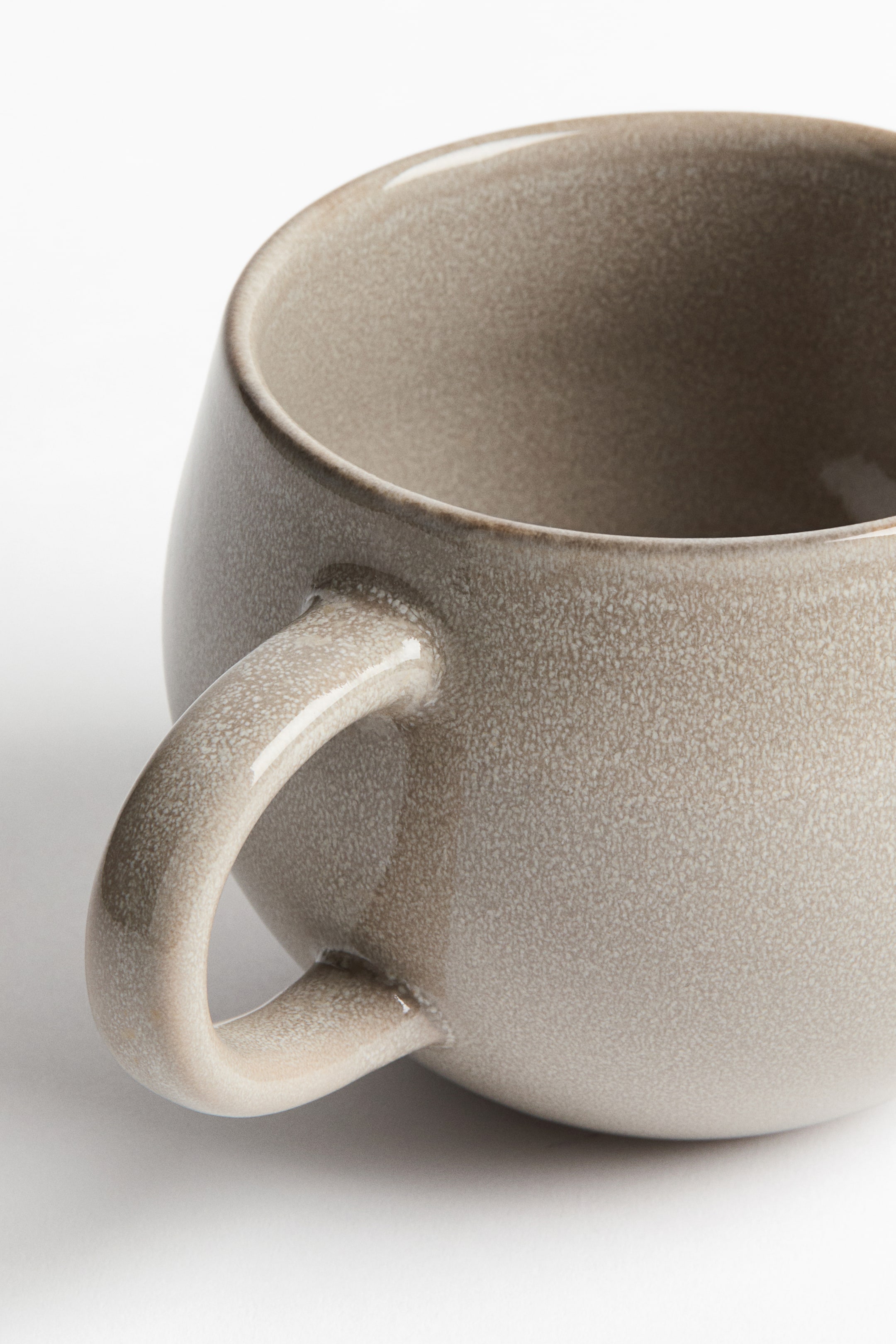 Reactive-Glaze Stoneware Tea Mug
