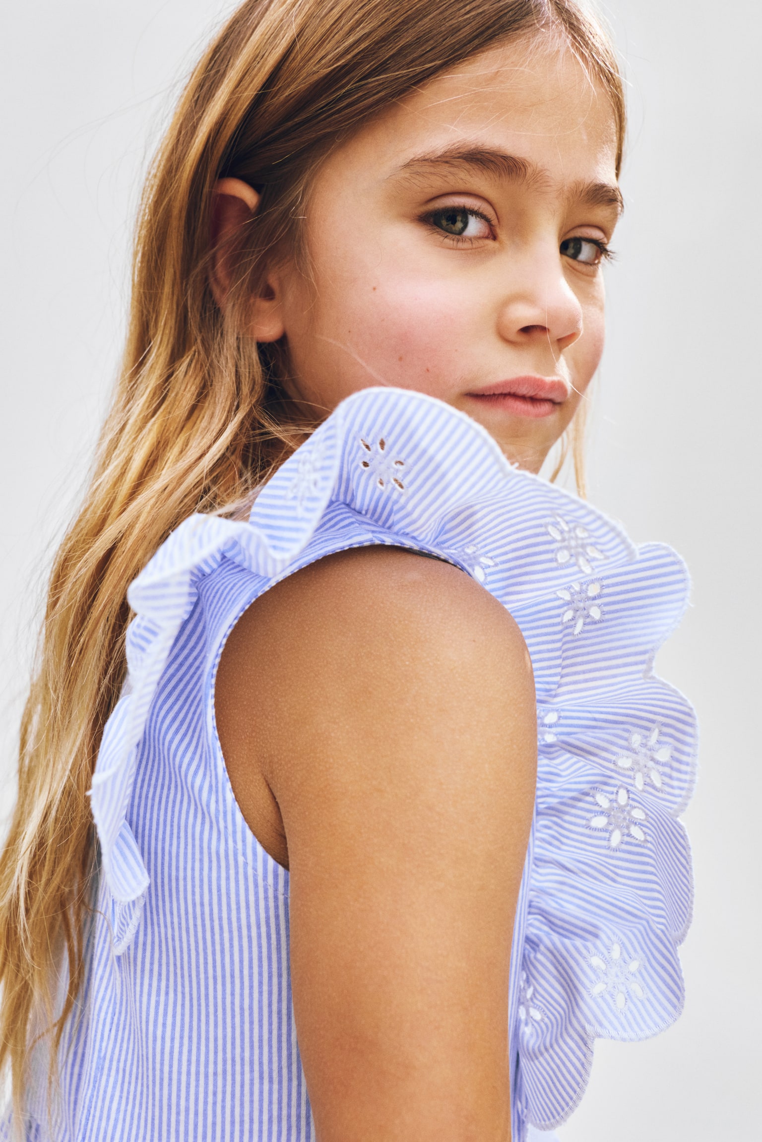 Baumwollkleid mit Volants - Hellblau/Gestreift/Gelb/Marineblau/Hellrosa - 4