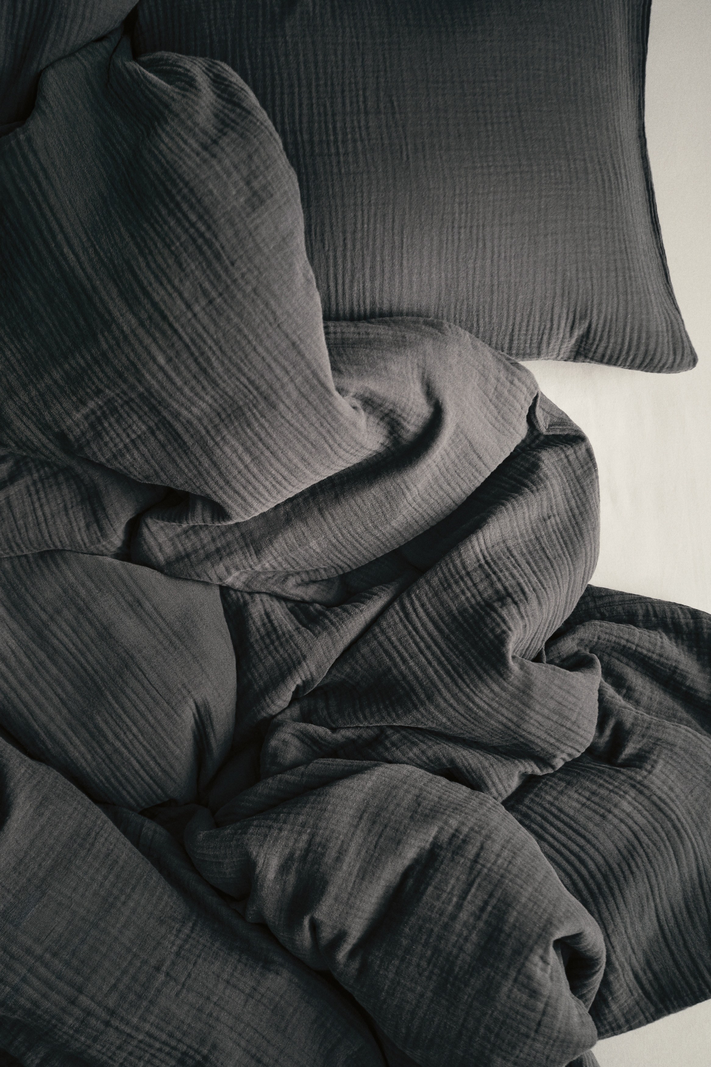 Mousseline dekbedset - eenpersoons - Antracietgrijs/Lichtroze/Dusty lichtgroen/Dusty lichtblauw/Bosgroen/Lichttaupe/Lichtbeige/Taupe/Wit/Roestrood/Rood/Donkergroen/Bruin