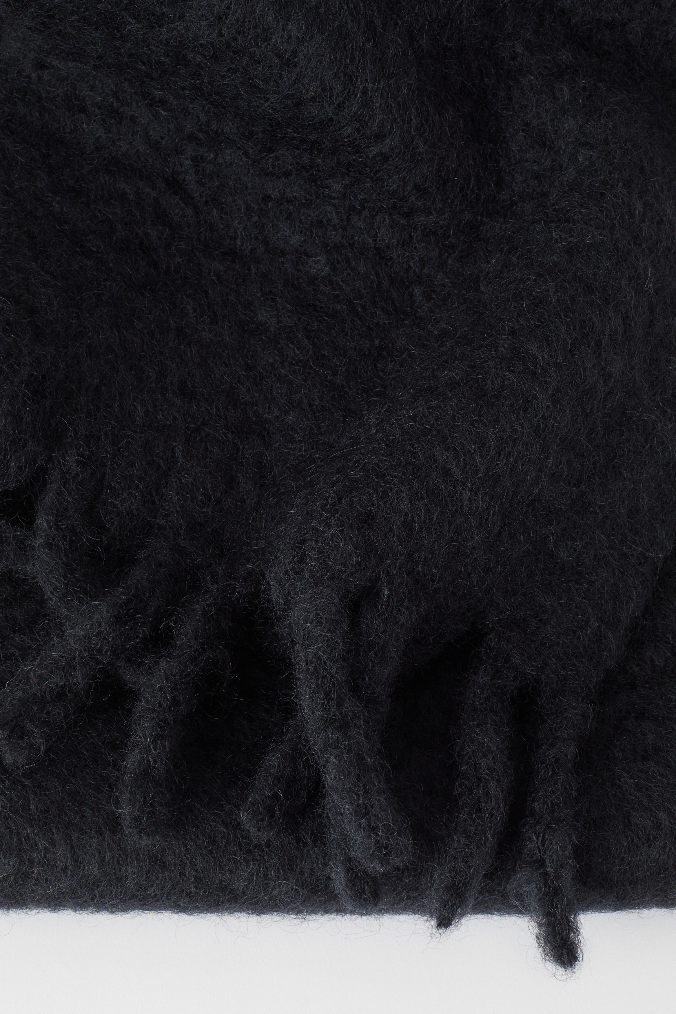 THEREDTHREAD S fuzzy scarf ブラック THEREDTHREAD / ザレッドスレッド】S fuzzy scarf