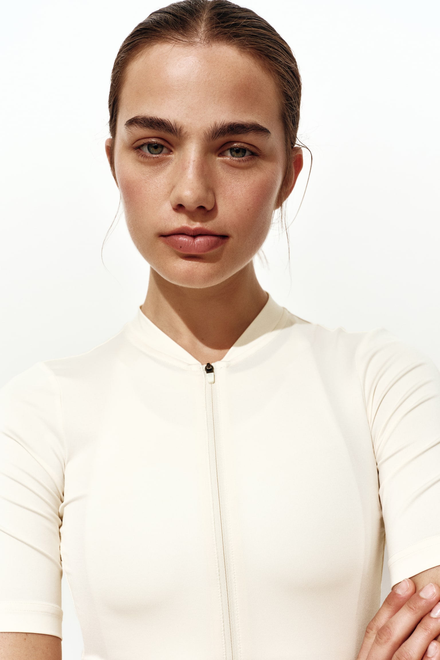 Женская футболка H&M Cycling T-Shirt with DryMove™, цвет: Кремовый — фото 4