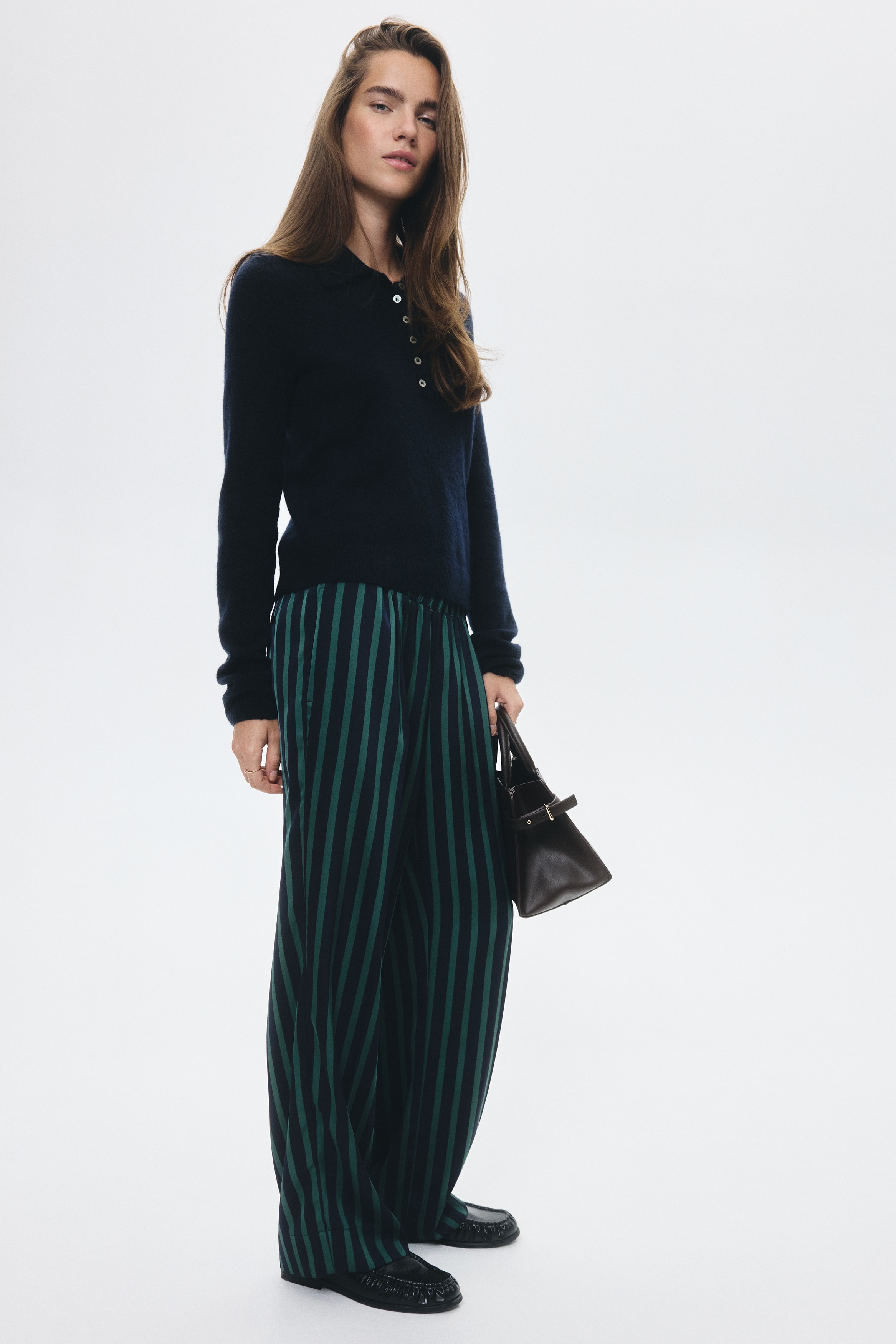 Pull-on trousers