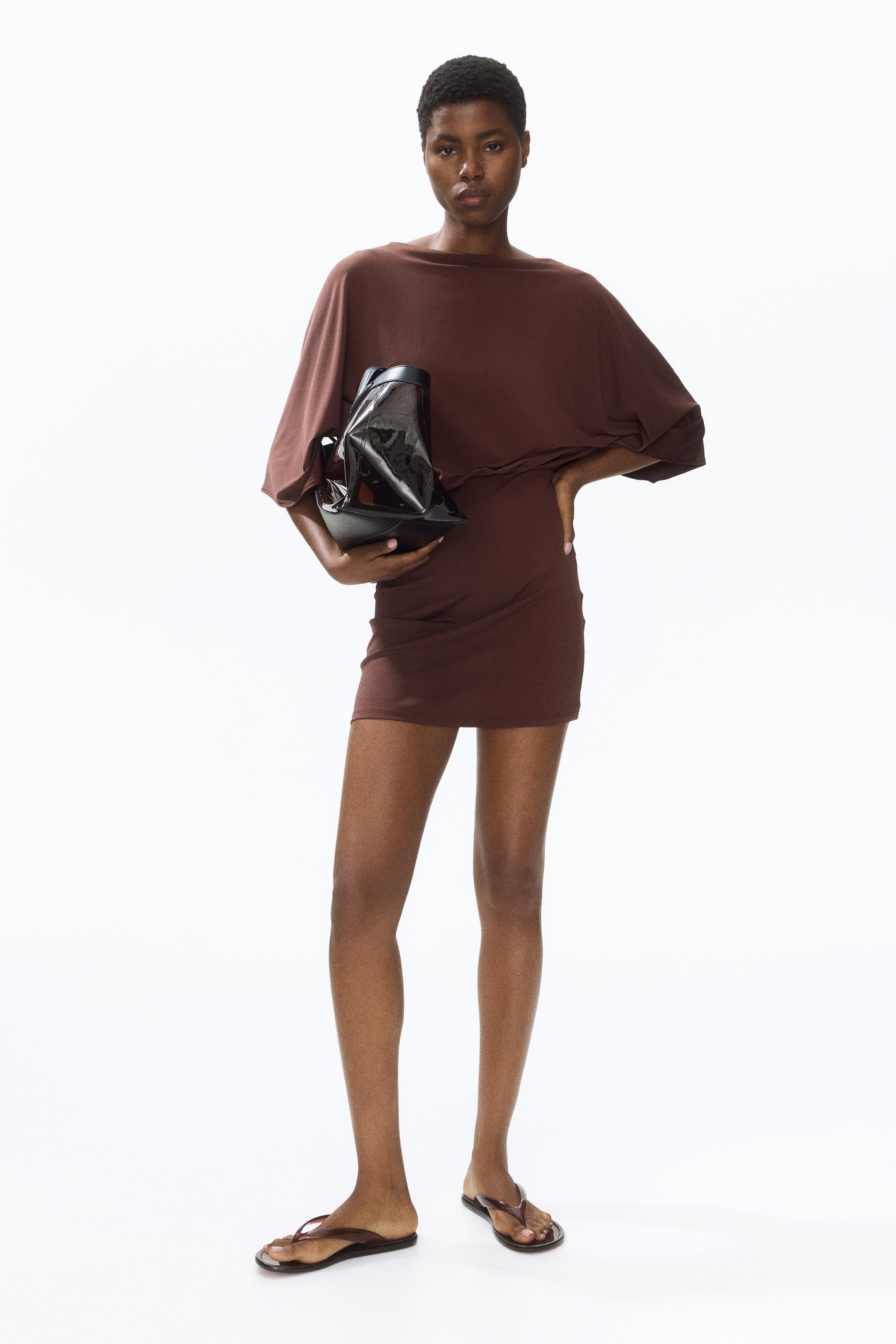 Женские платья H&M Cape-Sleeved Low-Back Dress — фото 4