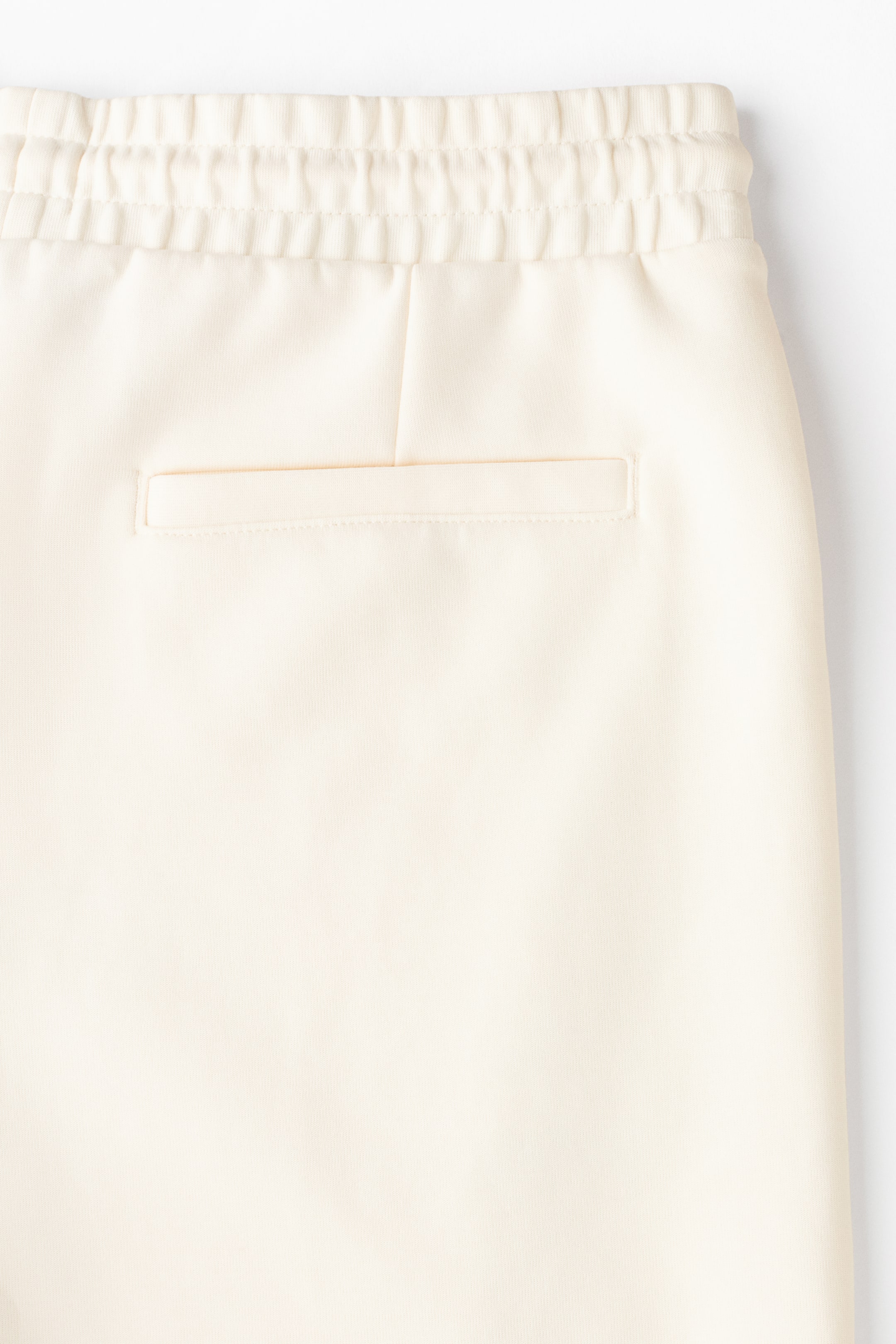 Short classique en interlock