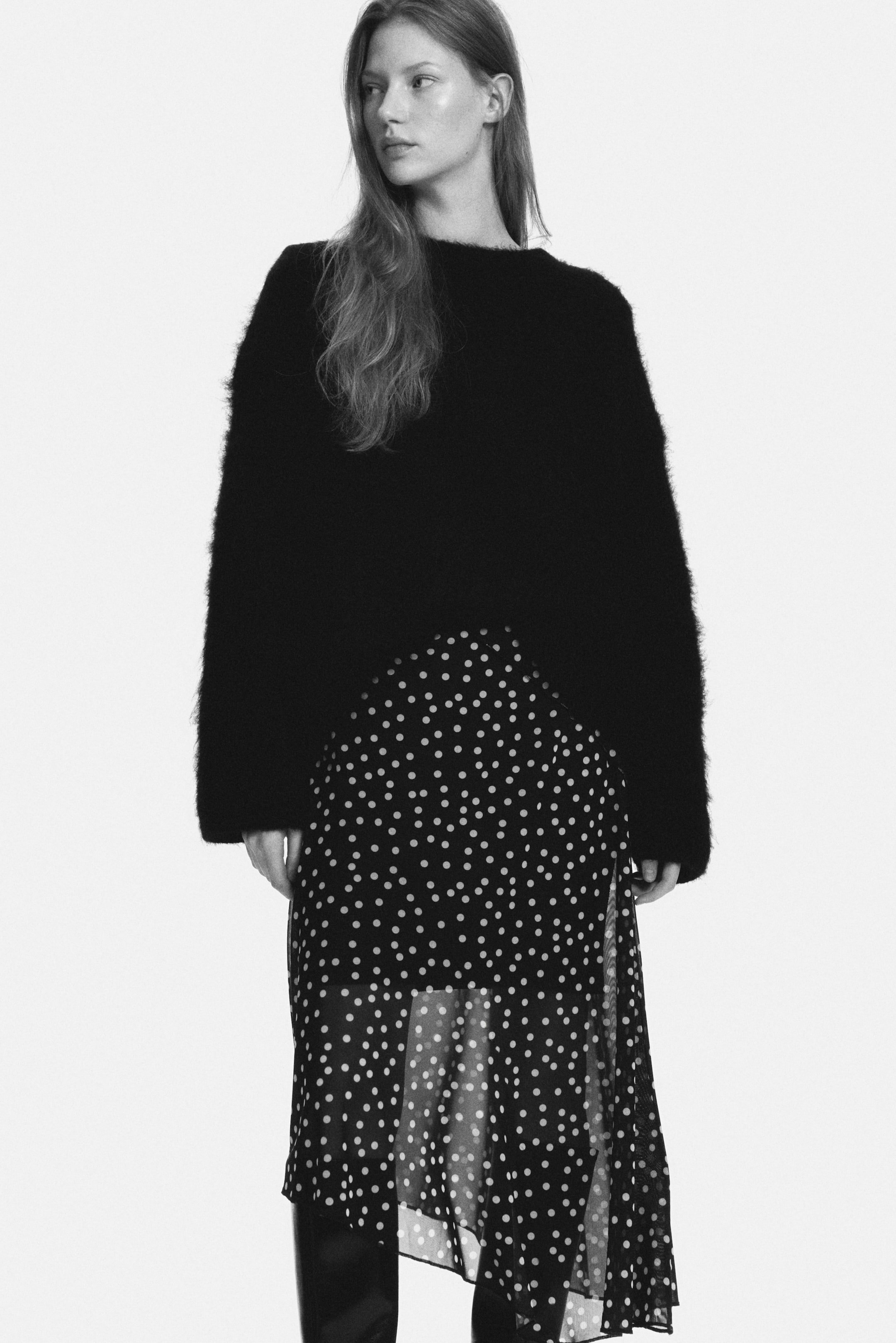 Zobacz większy obraz: Asymetryczna spódnica z siateczki - Czarny/Kropki - ONA | H&M PL 2