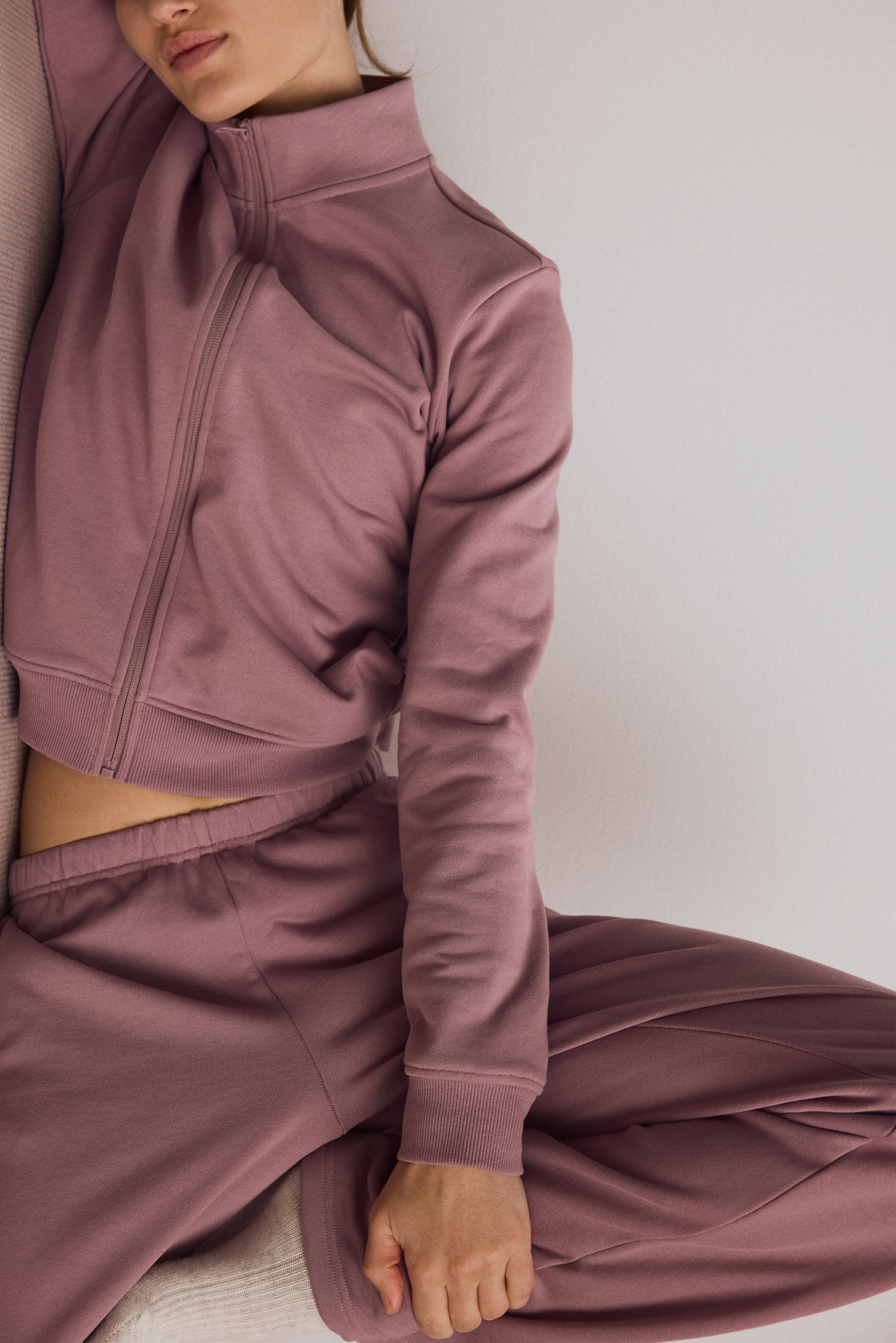 Zobraziť väčší obrázok: Športová bunda Slim Fit - Tlmená ružová - ŽENY | H&M SK 2