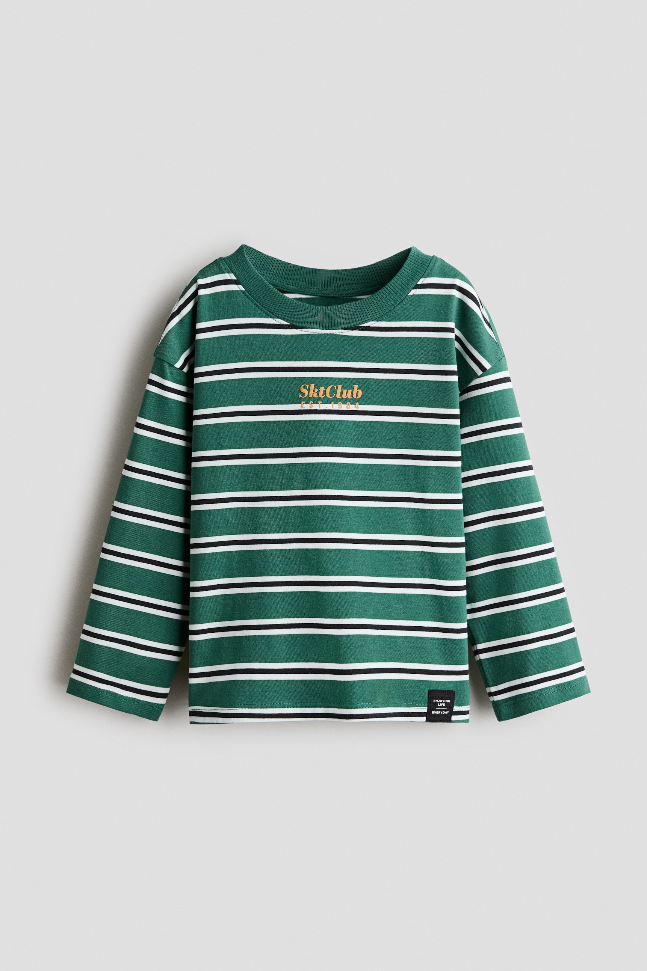 View larger image: Long-sleeved printed T-shirt - Dark green/Skt Club - Kids | H&M 1
